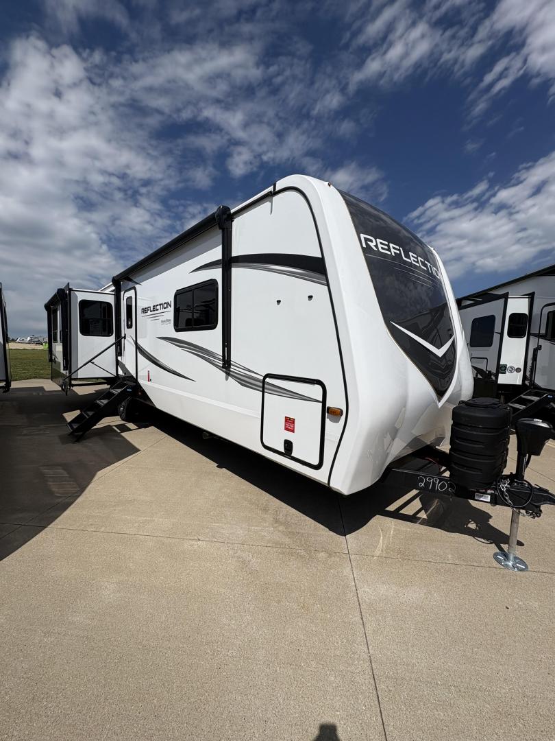 NEW 2025 Grand Design Reflection 345RLTS - Four Seasons RV