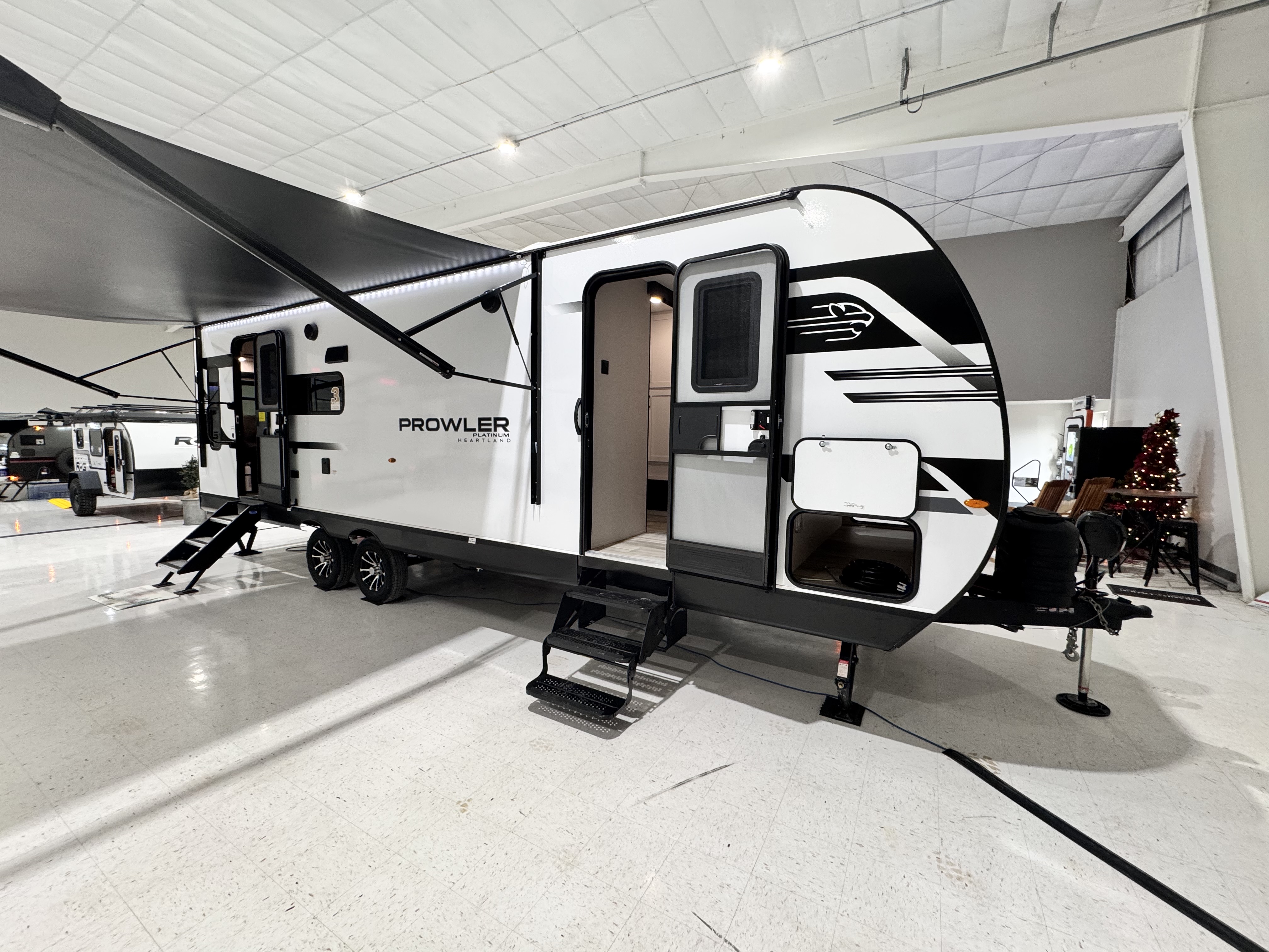 NEW 2026 Heartland PROWLER 2601RLS - Four Seasons RV