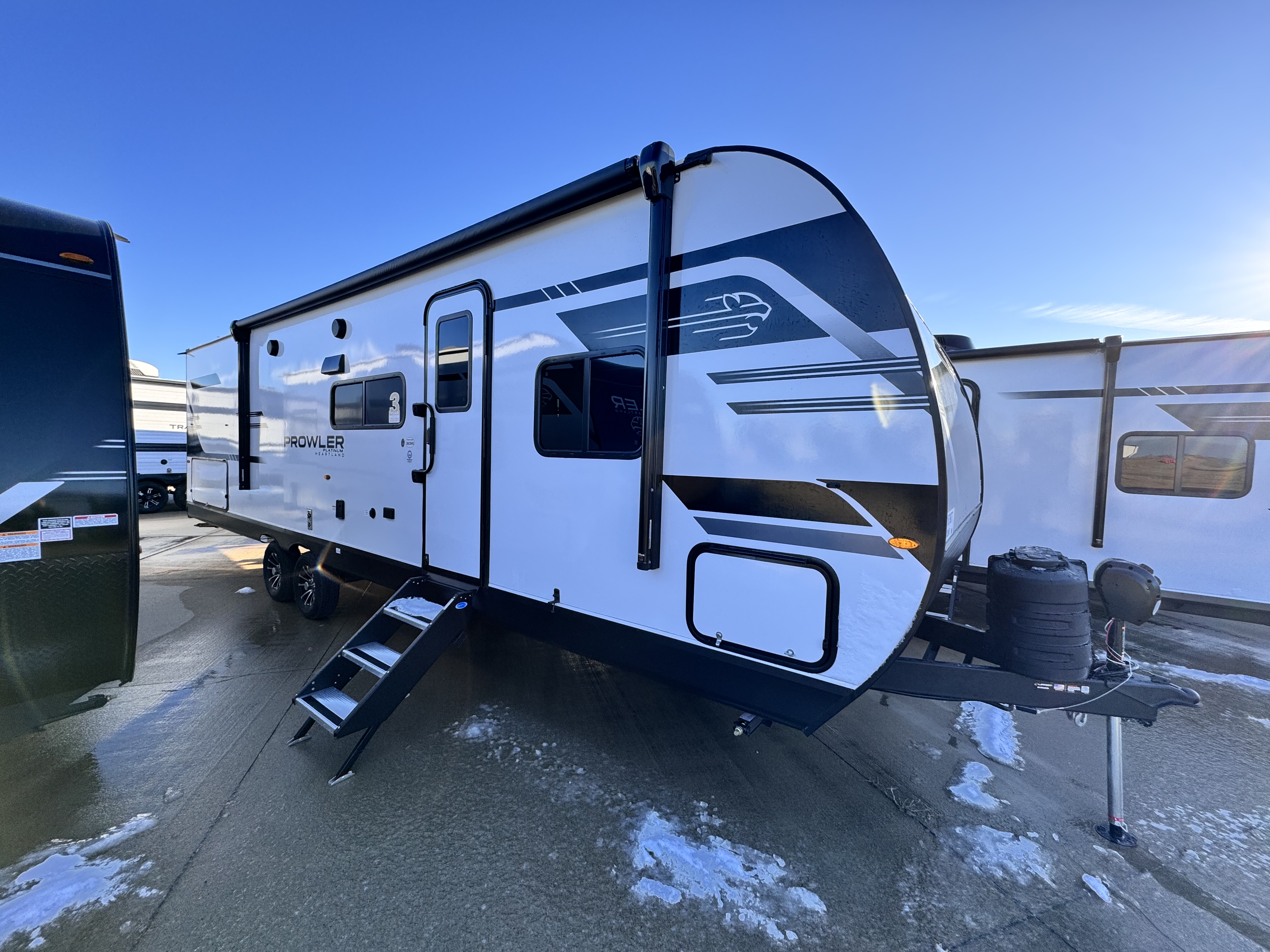 NEW 2026 Heartland PROWLER 2802BHS - Four Seasons RV