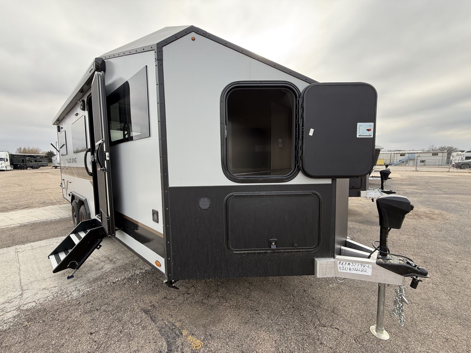 NEW 2026 Intech BLACKWING 826X - Four Seasons RV