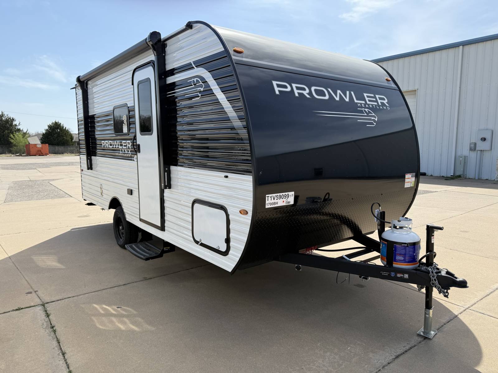 NEW 2026 Heartland PROWLER 1700BH - Four Seasons RV