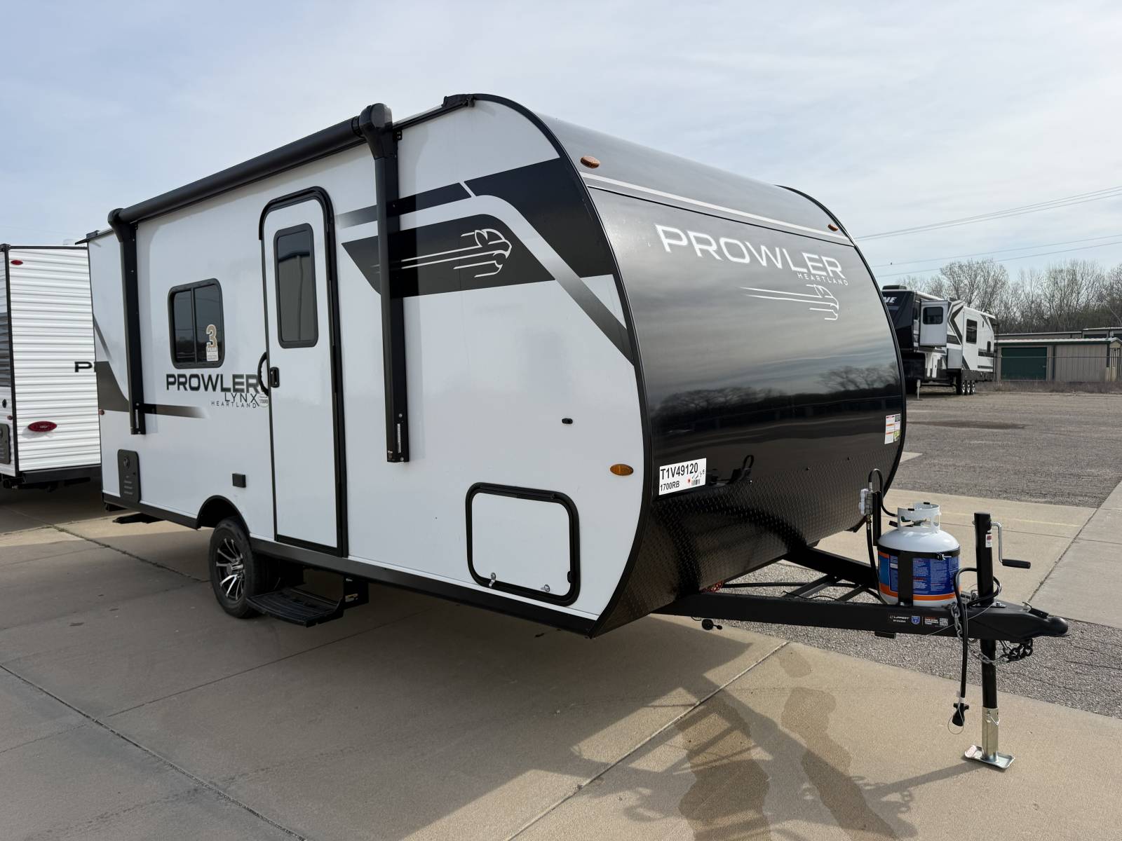 NEW 2026 Heartland PROWLER 1700RB - Four Seasons RV
