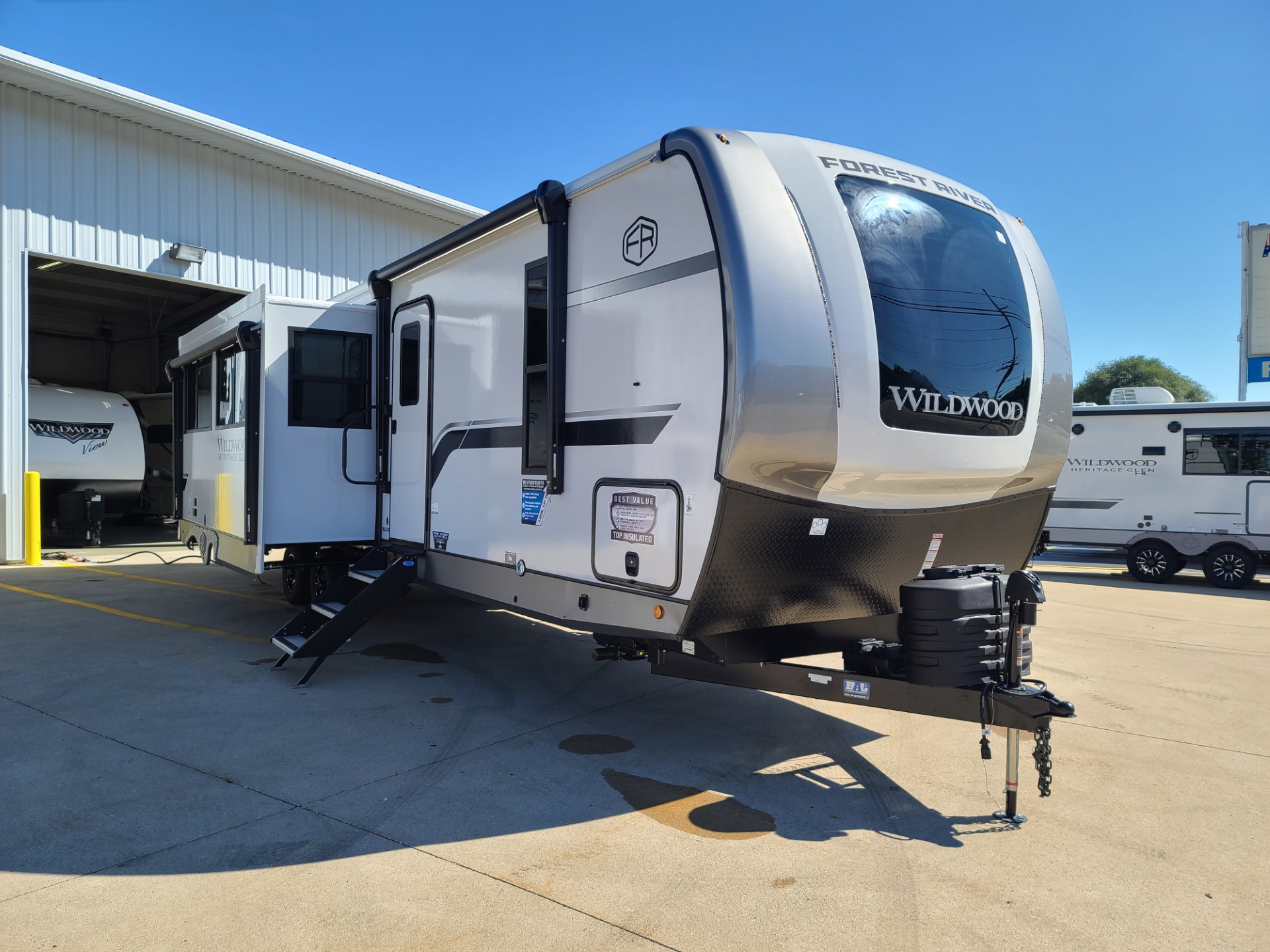 NEW 2026 Forest River Wildwood Heritage Glen 310BHI - All American Coach