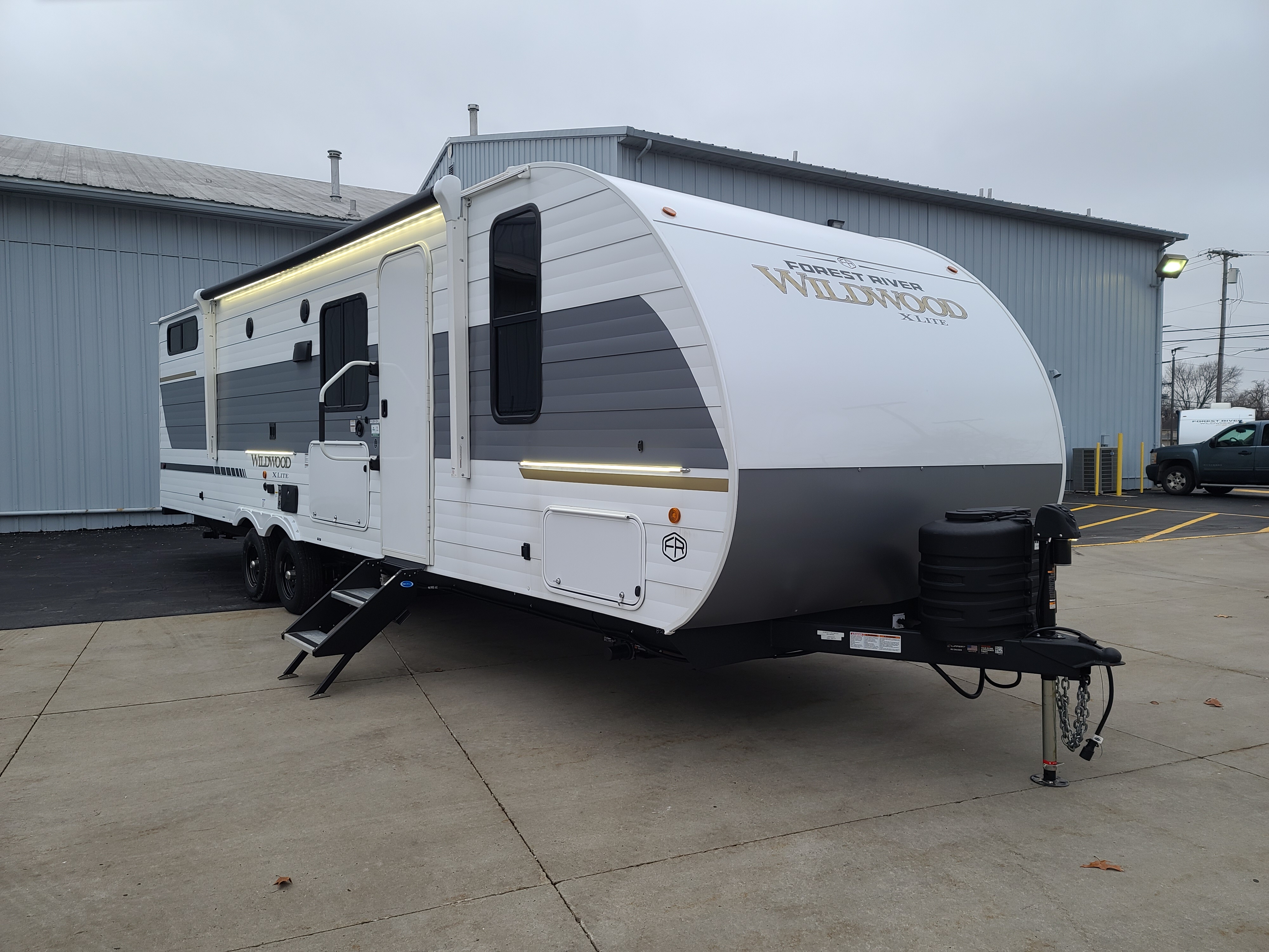 NEW 2026 Forest River Wildwood X-Lite 28VBXL - All American Coach