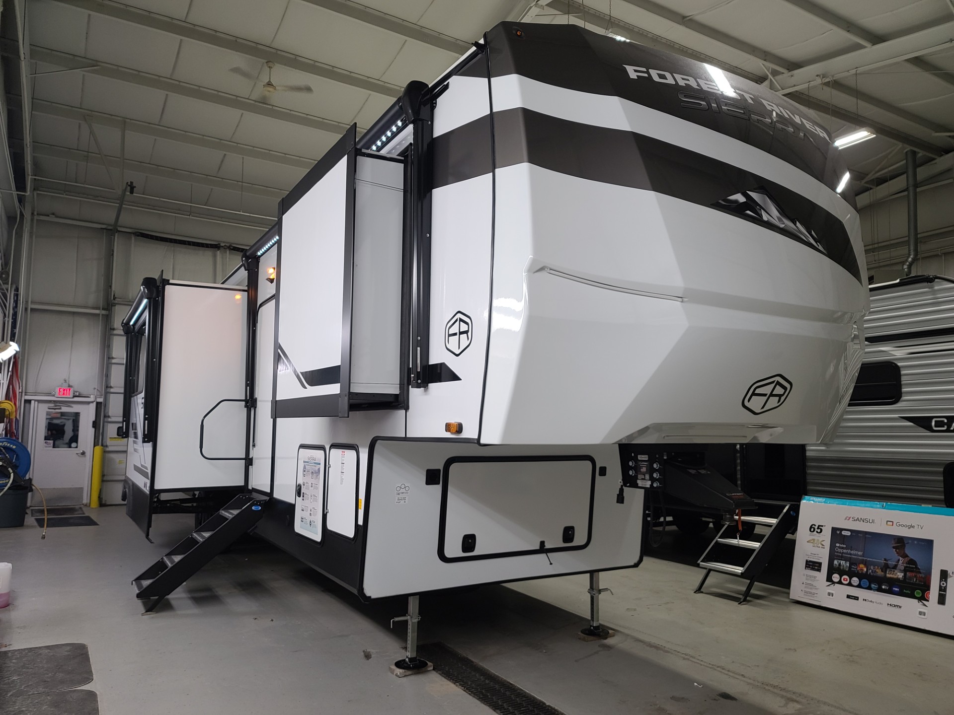 NEW 2026 Sierra 3710HBFB - All American Coach