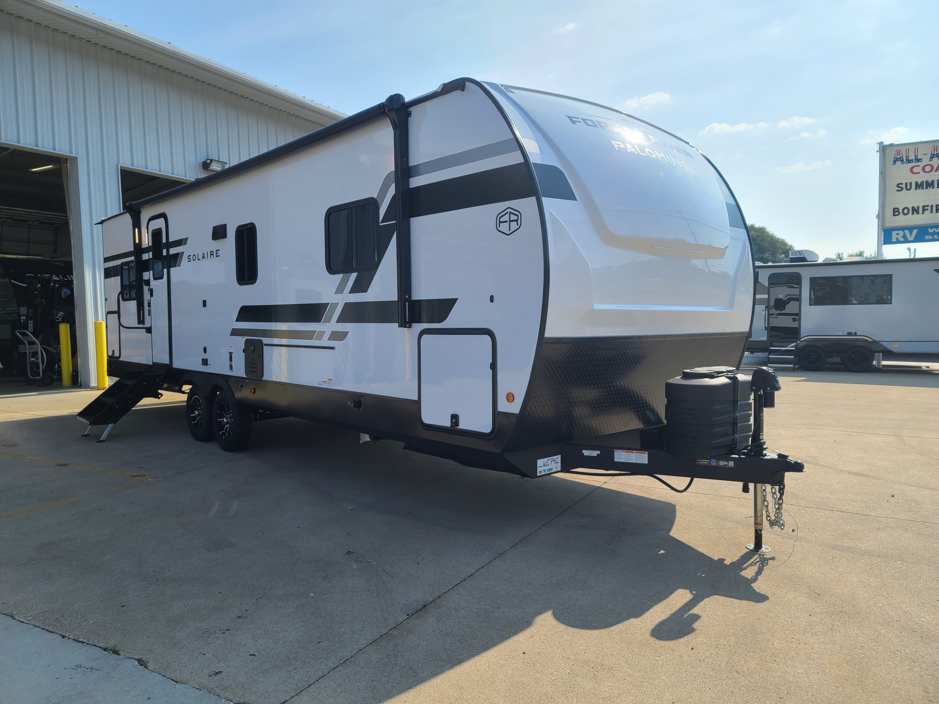 NEW 2026 Palomino Palomino Solaire 2750BHS - All American Coach