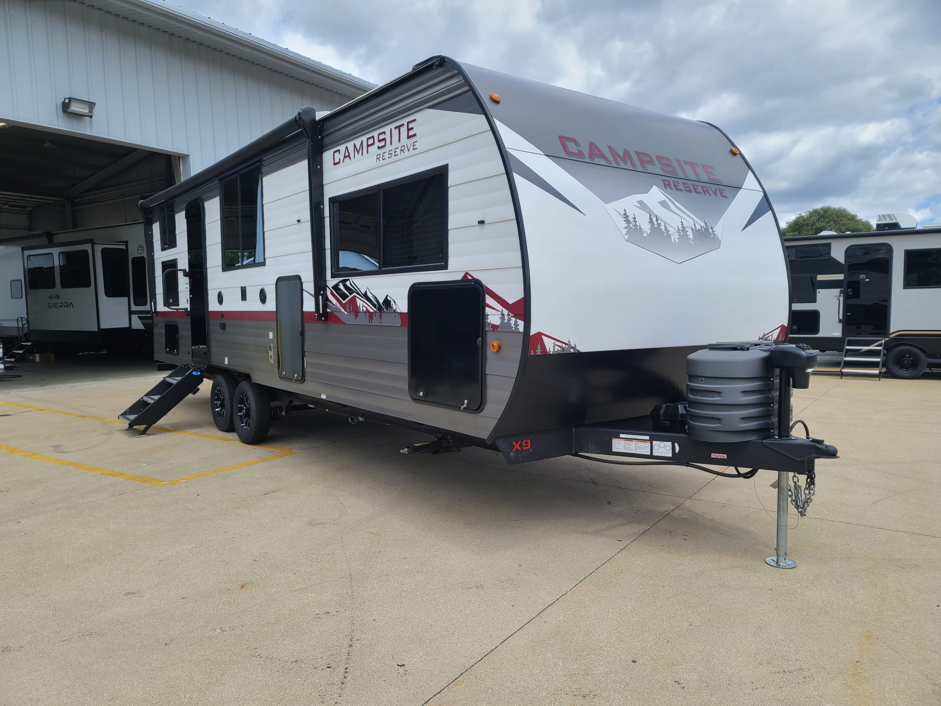 USED 2025 Campsite Reserve 23LM - All American Coach