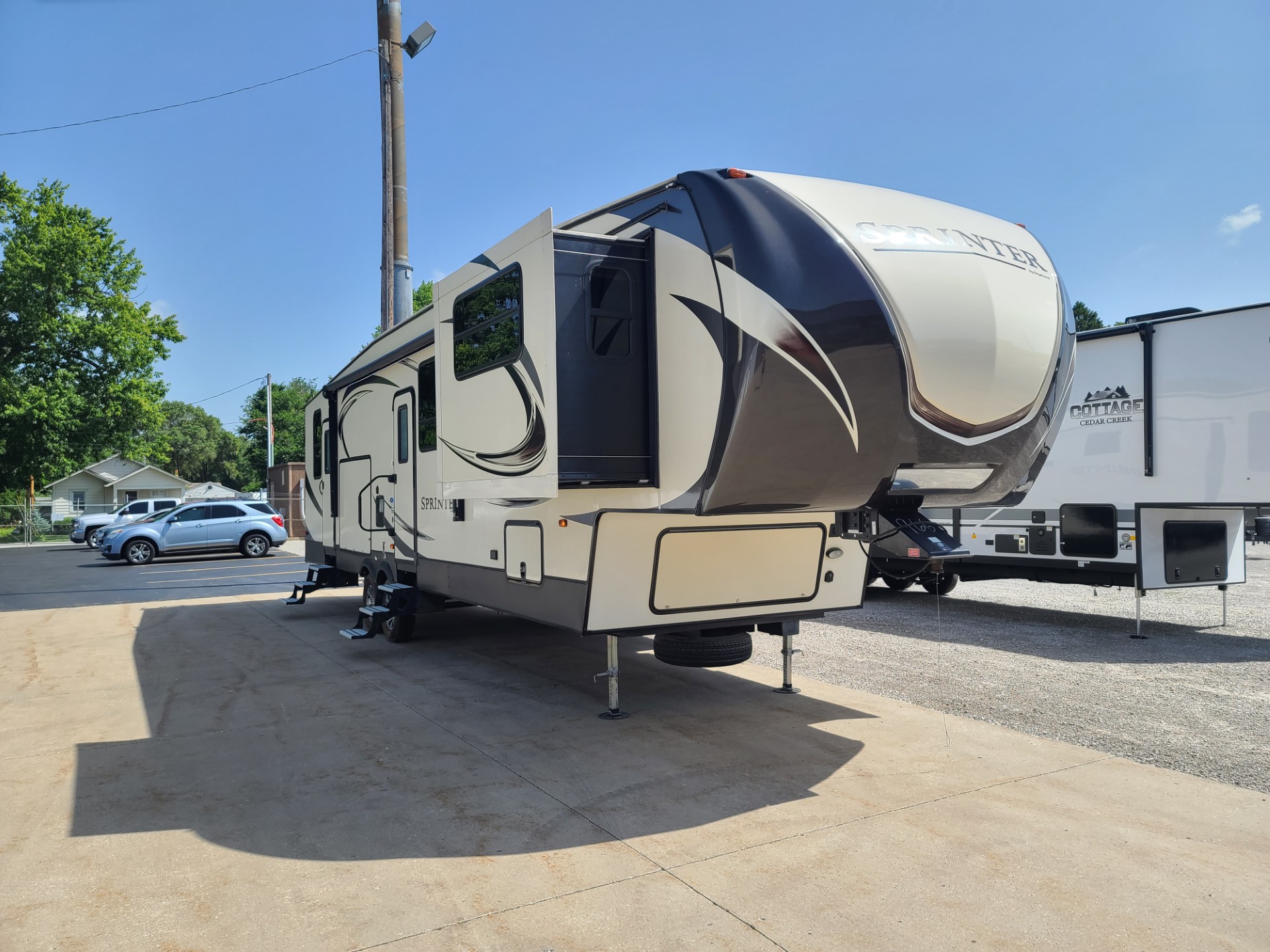 USED 2017 Sprinter 359FWMPR - All American Coach