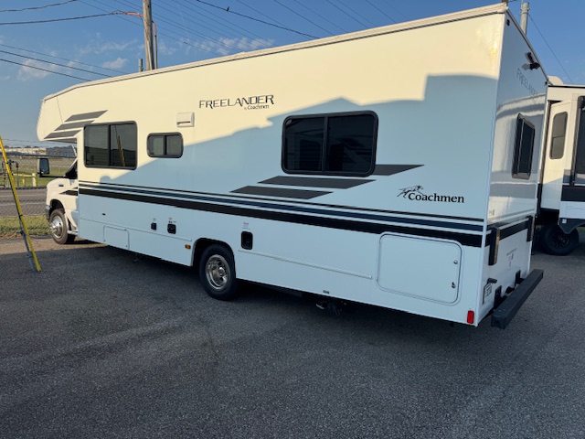 CONSIGNMENT 2022 Coachmen FREELANDER 27QB