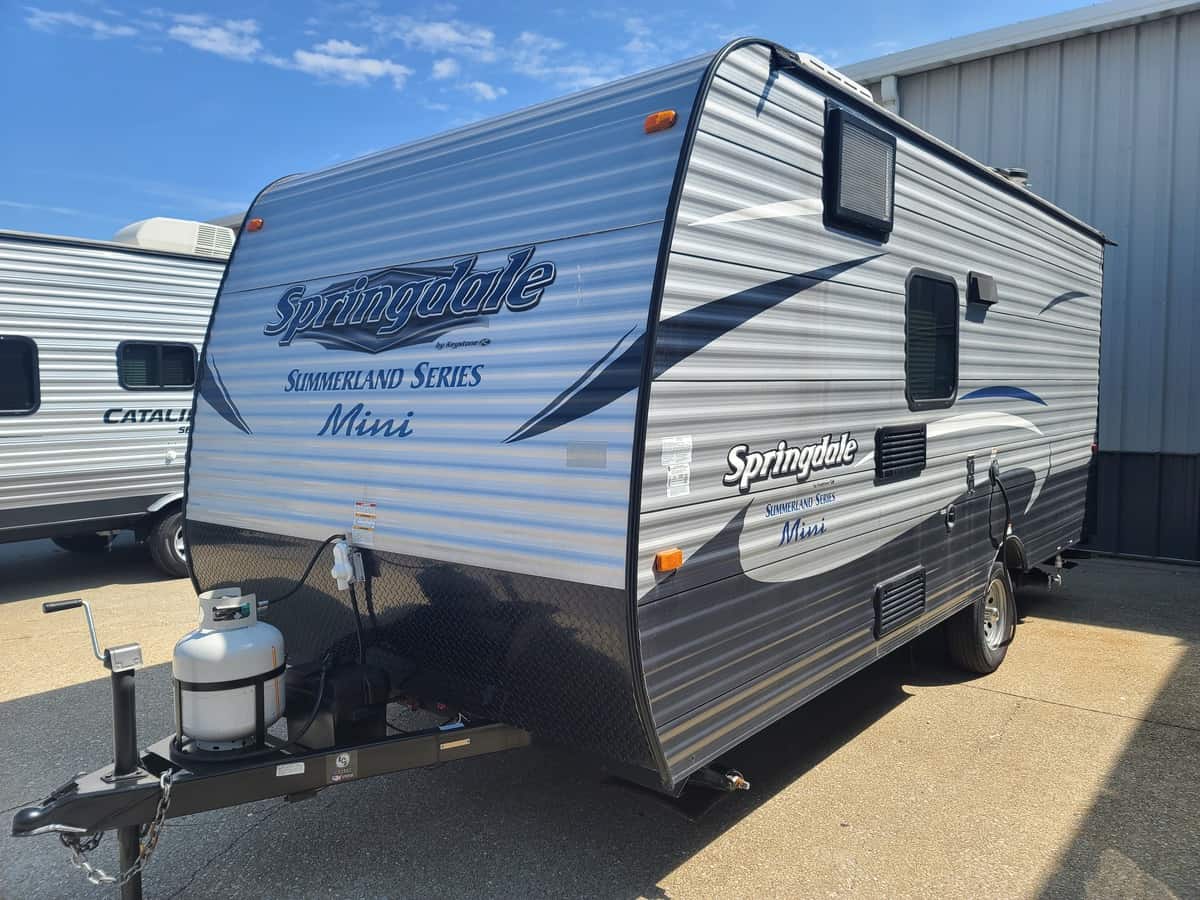 USED 2017 Keystone SUMMERLAND MINI 1850FL Evansville, IN