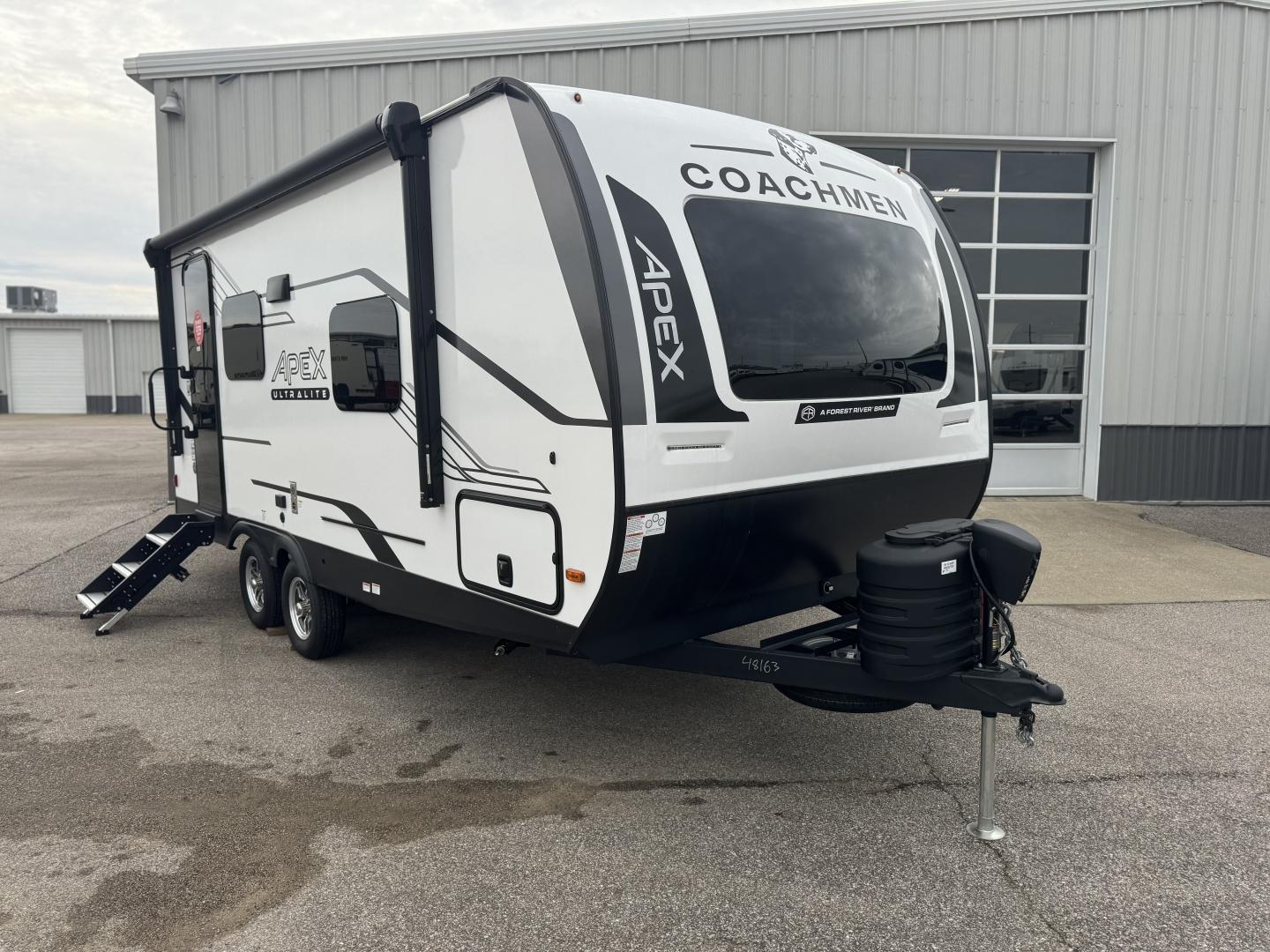 NEW 2025 Coachmen APEX 188RBST