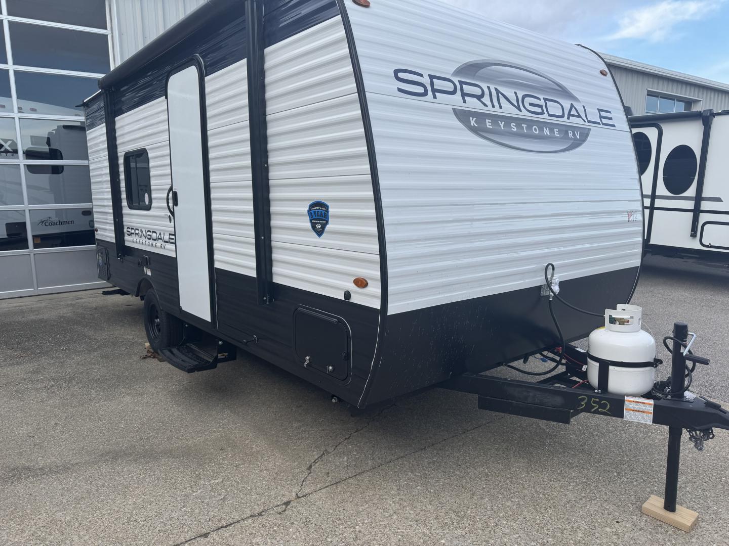 NEW 2025 Keystone SPRINGDALE 1700FQ - American RV