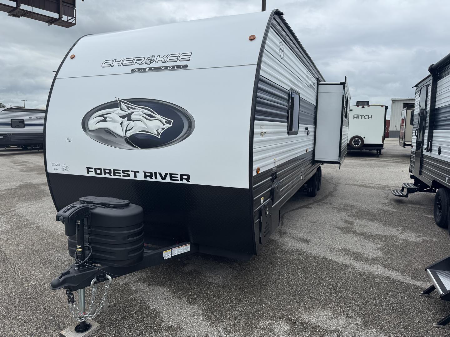 NEW 2026 Forest River CHEROKEE GREY WOLF 27LH
