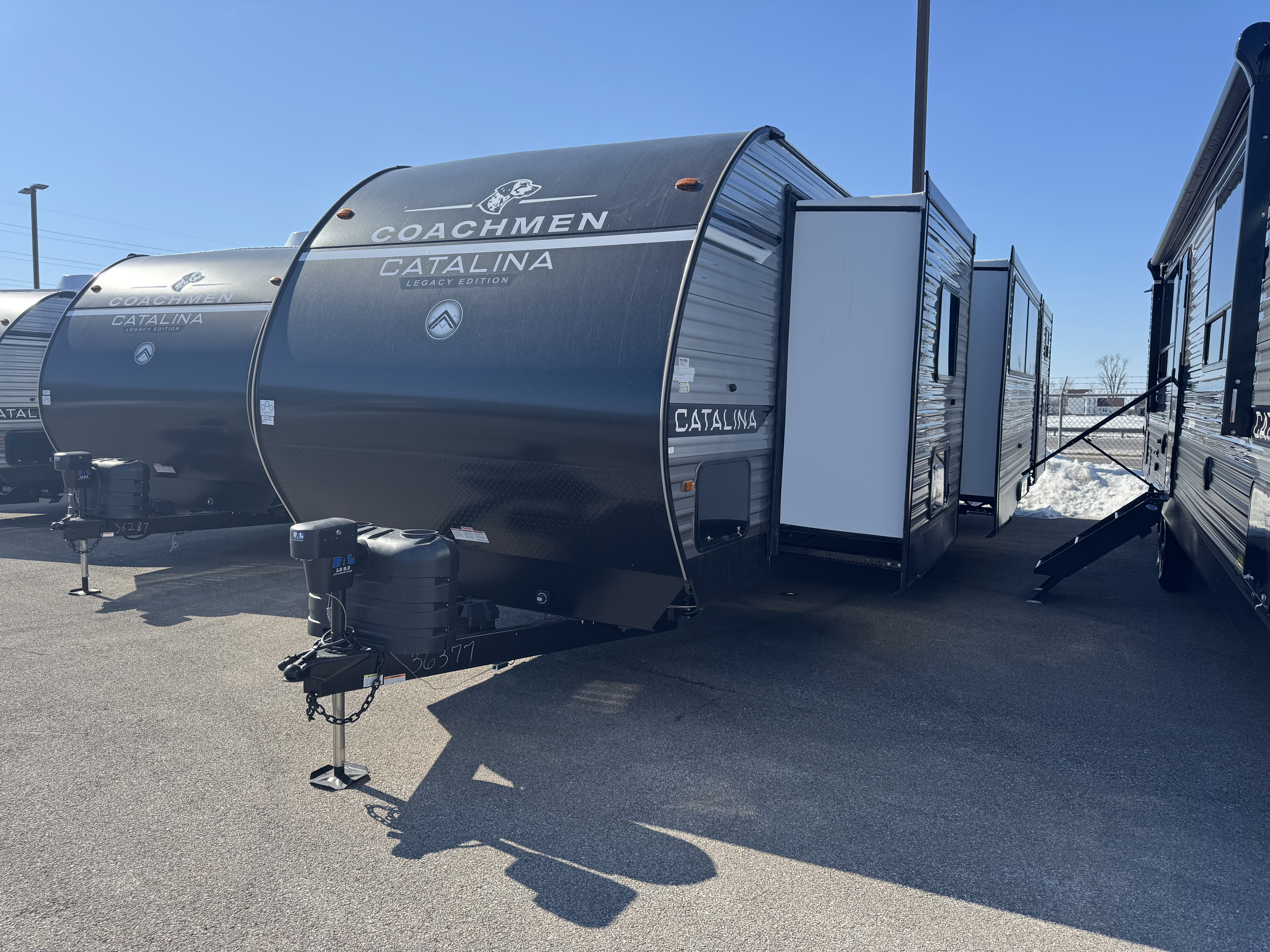 NEW 2026 Coachmen CATALINA 343BHTSLE