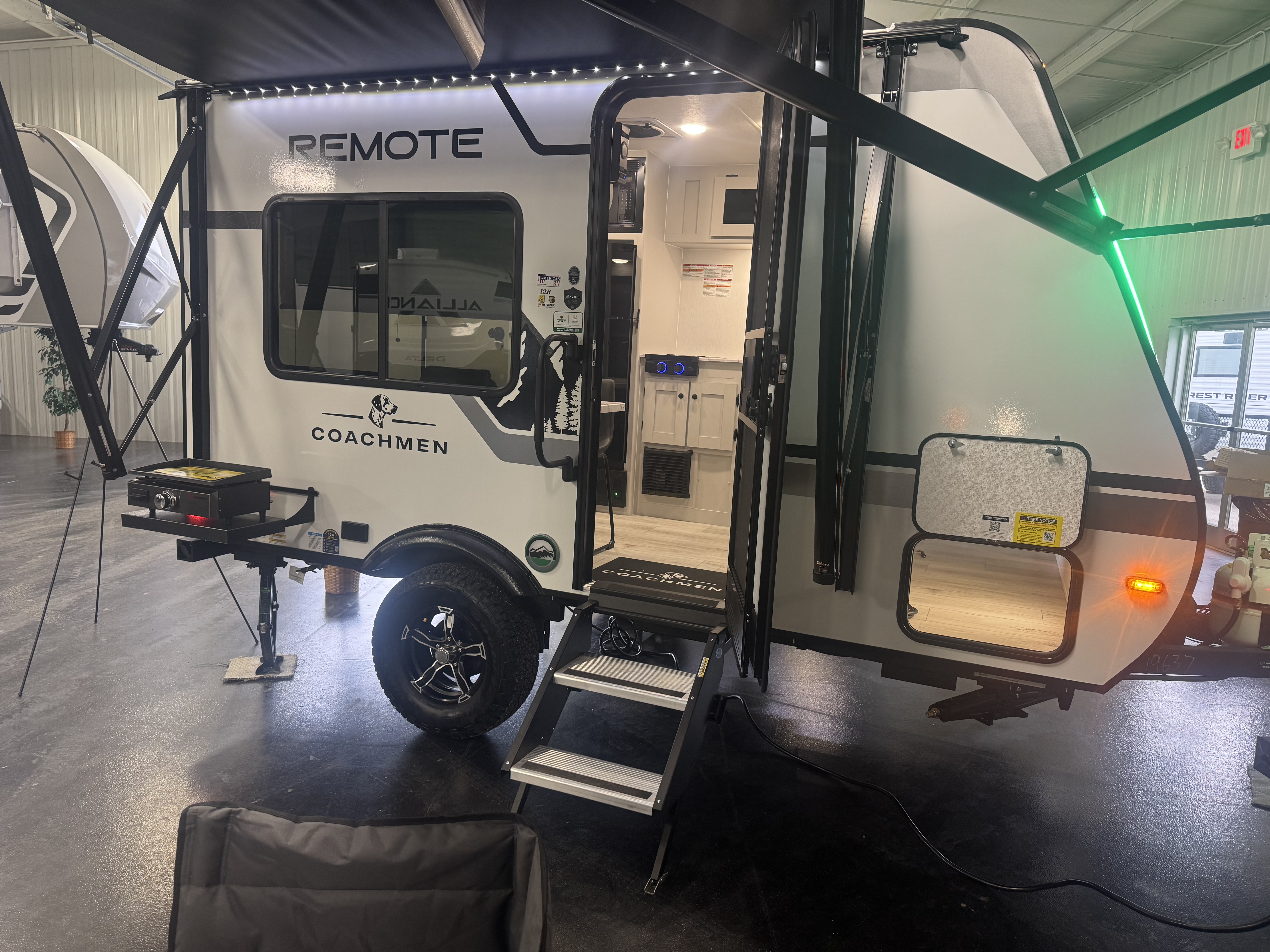 NEW 2026 Coachmen REMOTE 12R