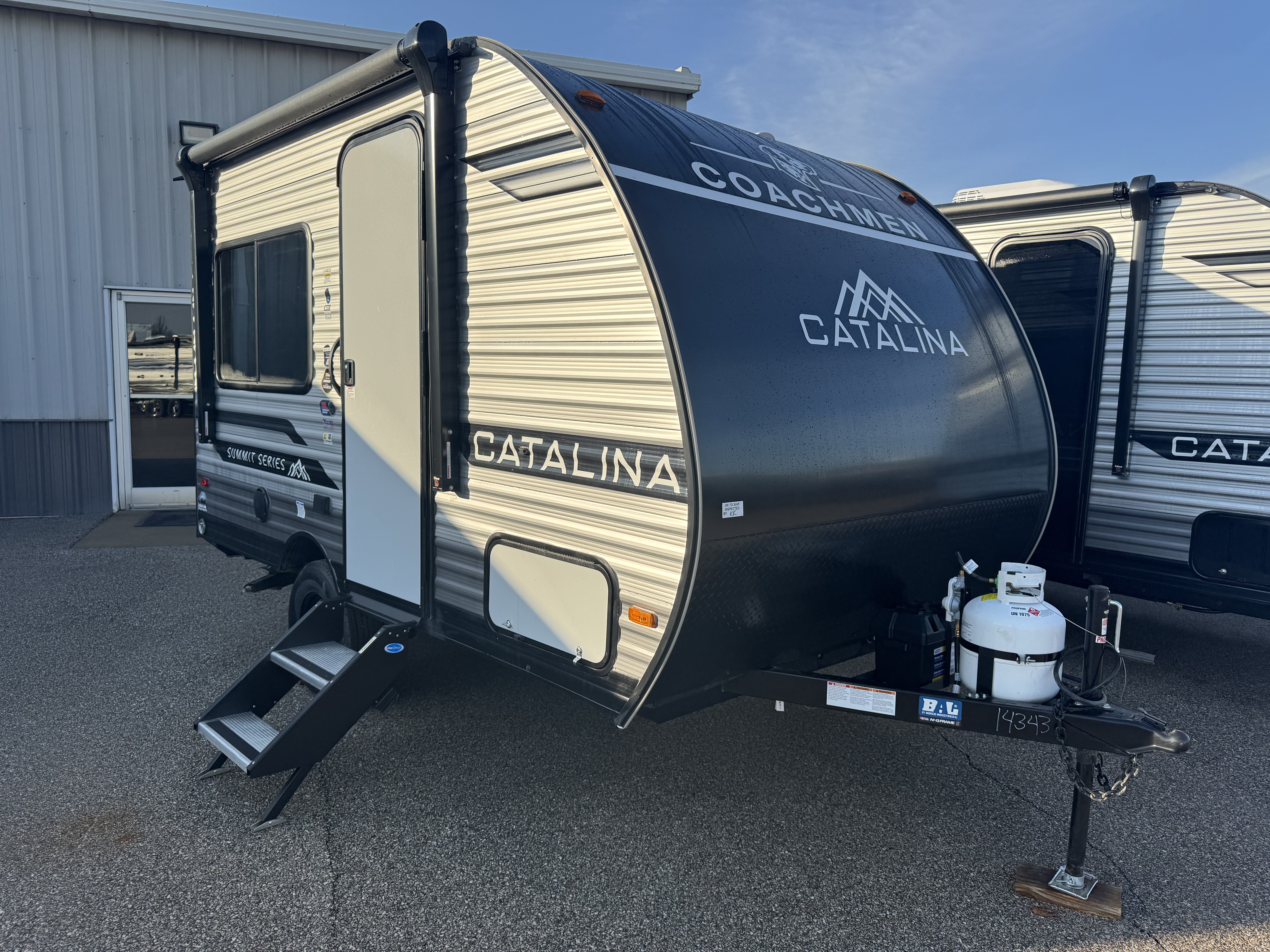 NEW 2026 Coachmen CATALINA SUMMIT 134RDX - American RV