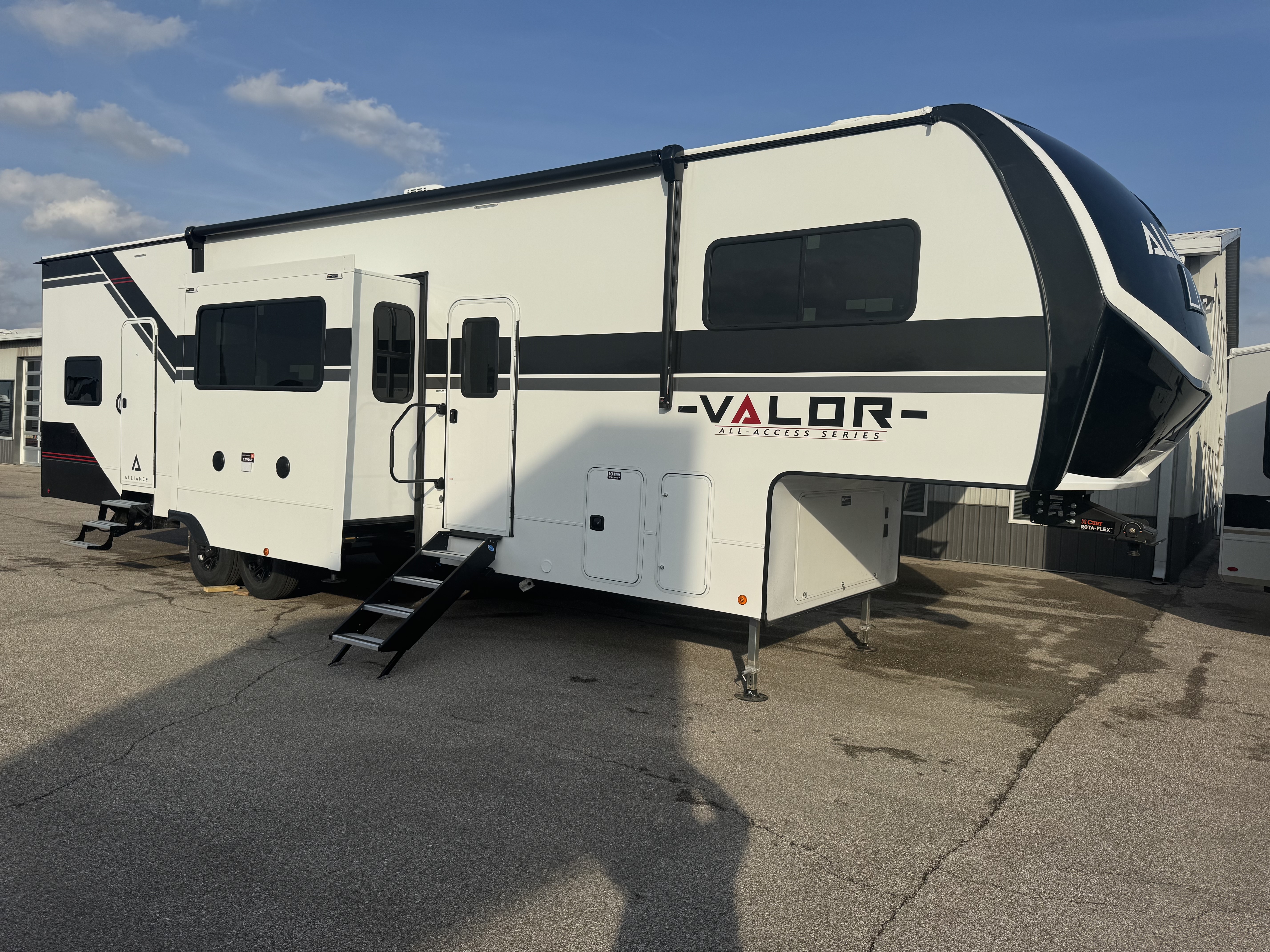 NEW 2026 Alliance Rv VALOR 35A14