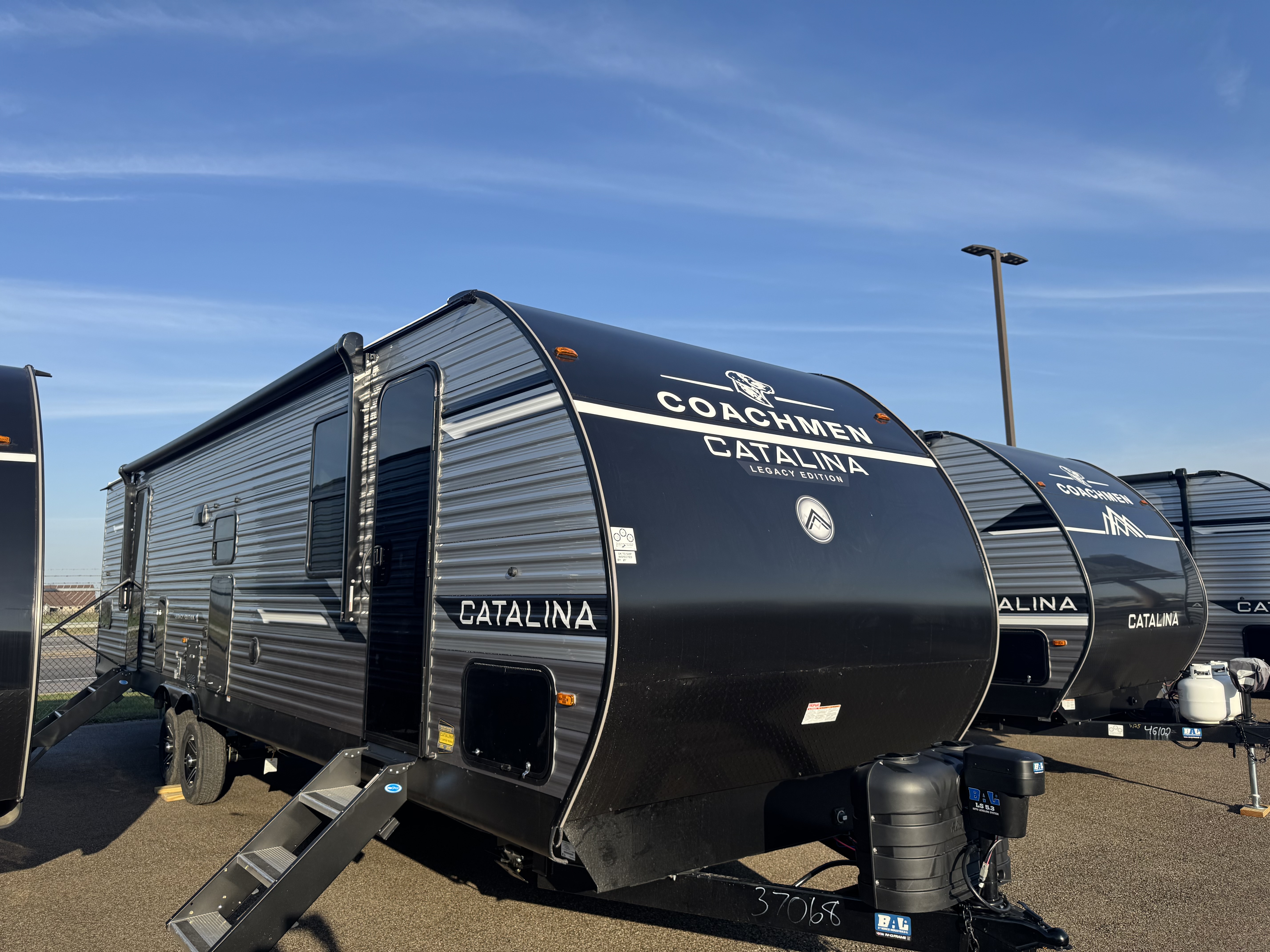 NEW 2026 Coachmen CATALINA 333DORM