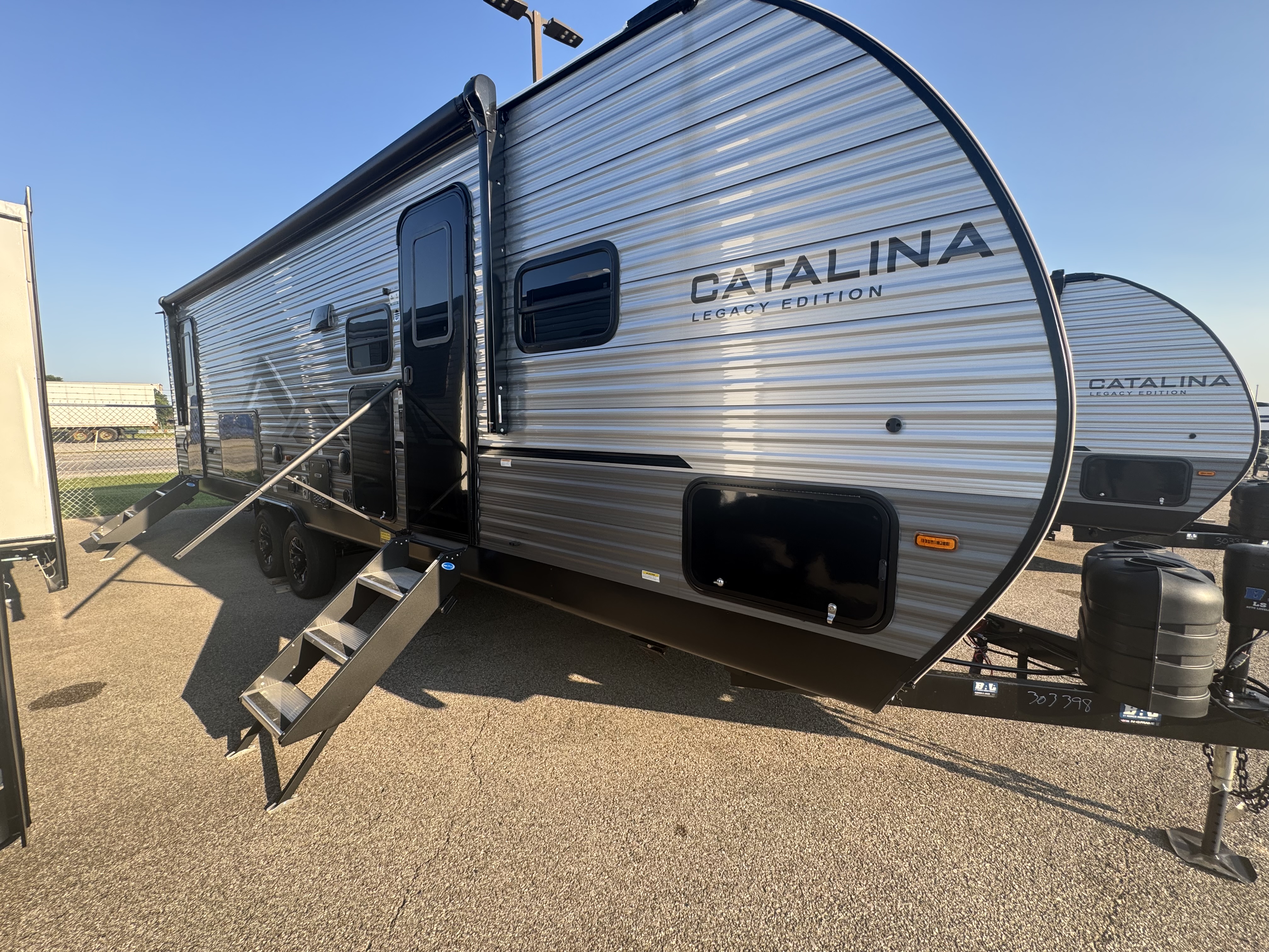 NEW 2026 Coachmen CATALINA 273DBHCKLE