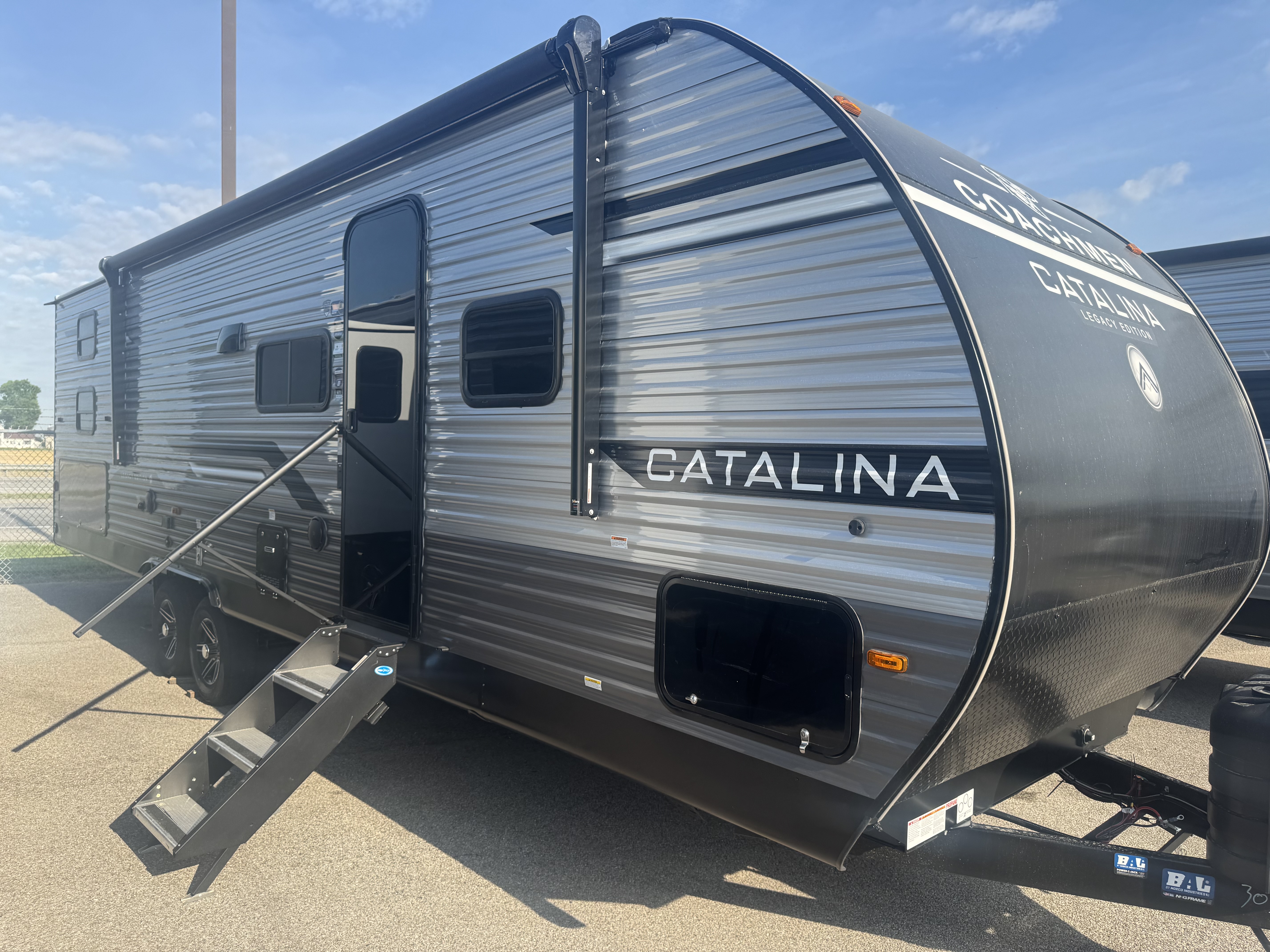 NEW 2026 Coachmen CATALINA 293QBCKLE - American RV