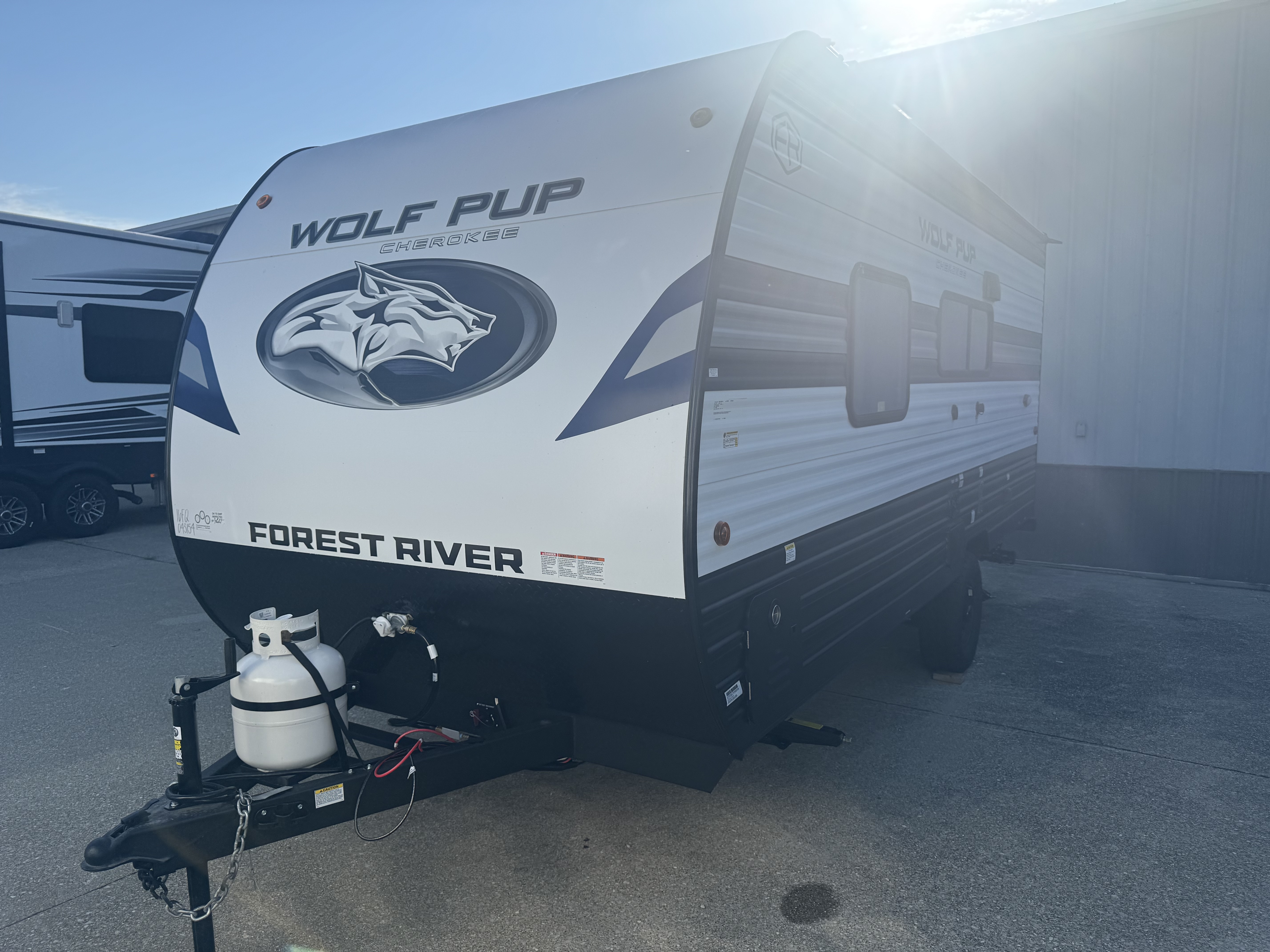 NEW 2027 Forest River CHEROKEE WOLF PUP 16FQW