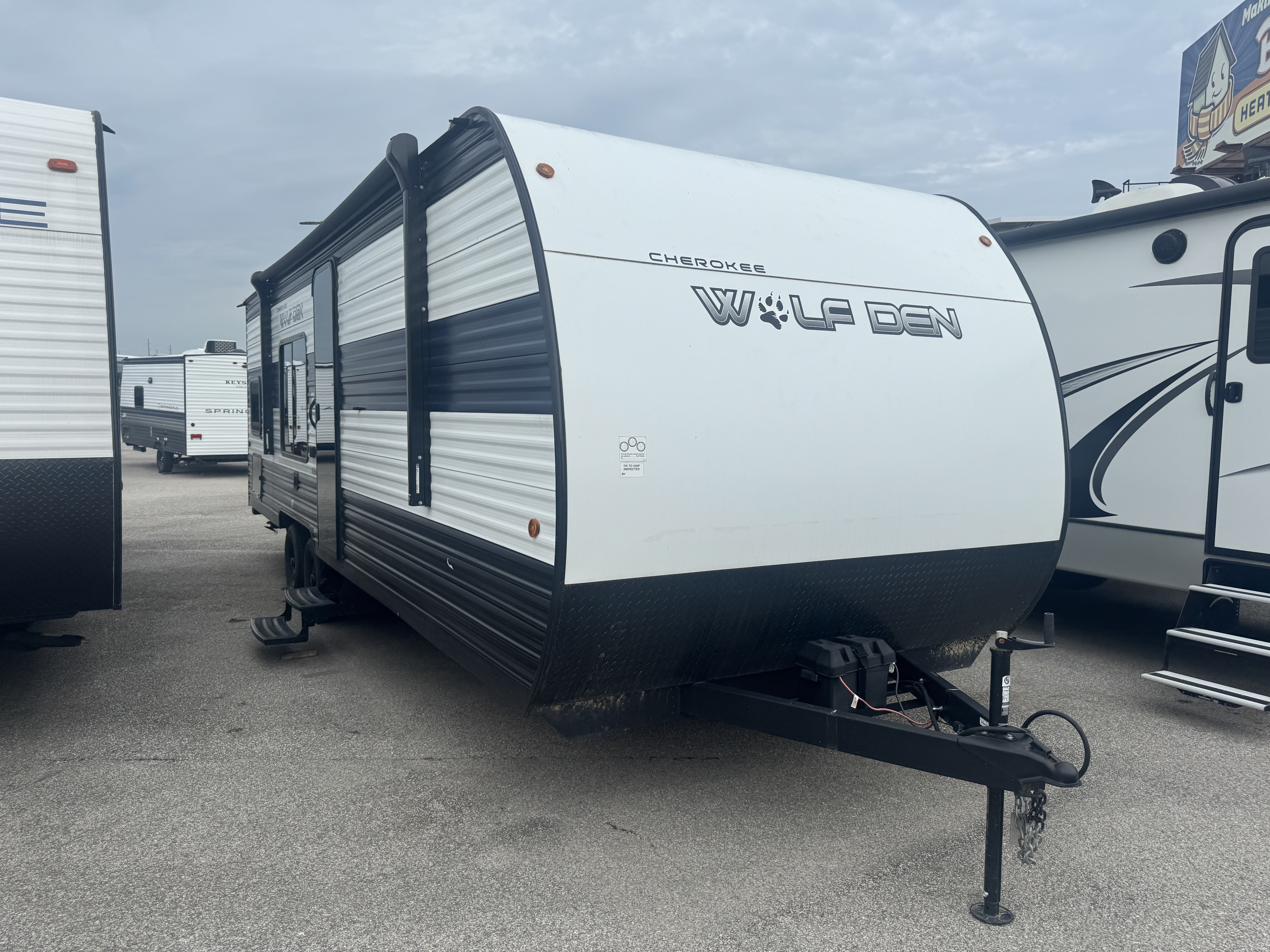 USED 2024 Forest River CHEROKEE WOLF DEN 26EV - American RV