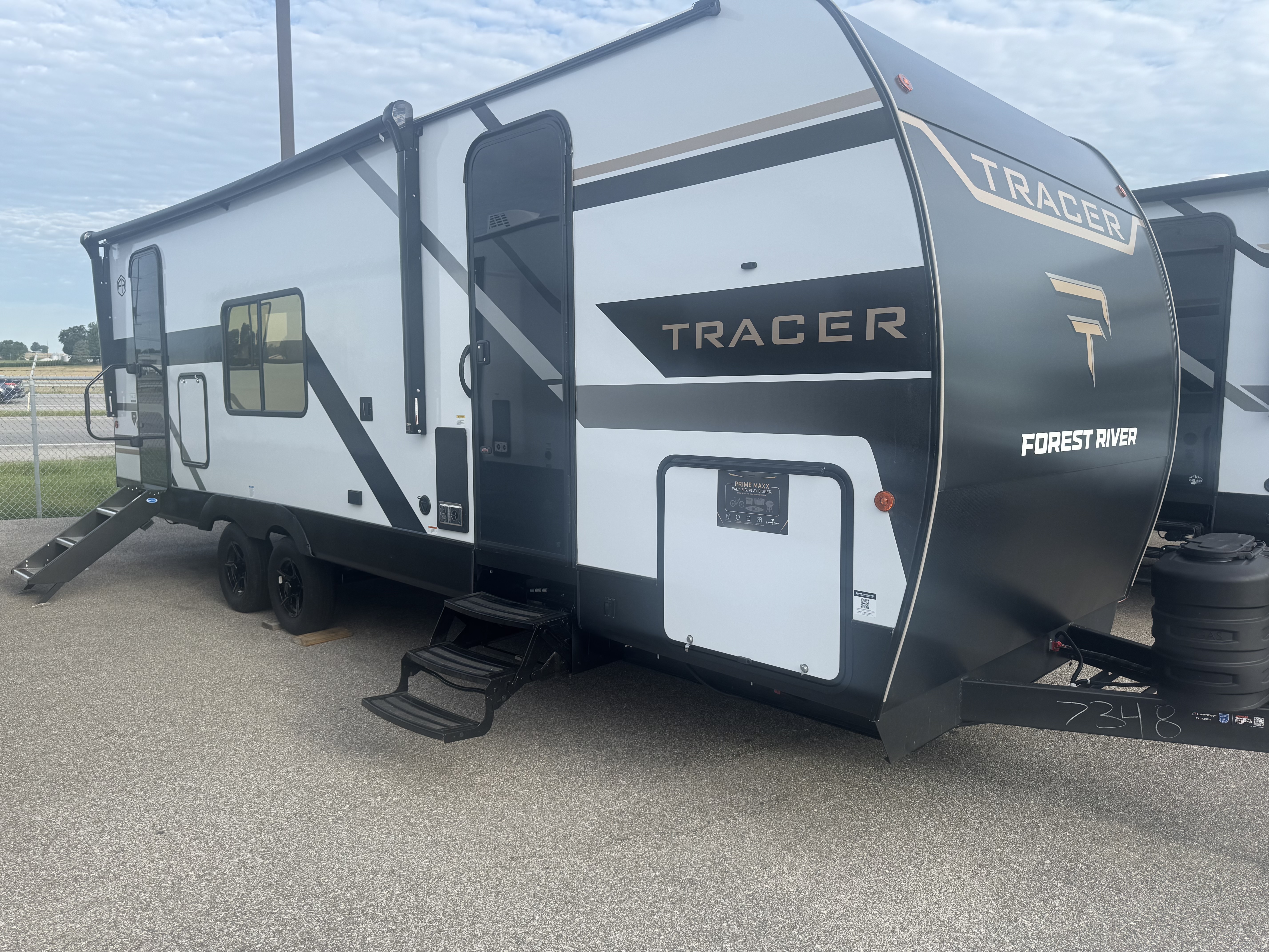 NEW 2027 Prime Time TRACER 235RK - American RV