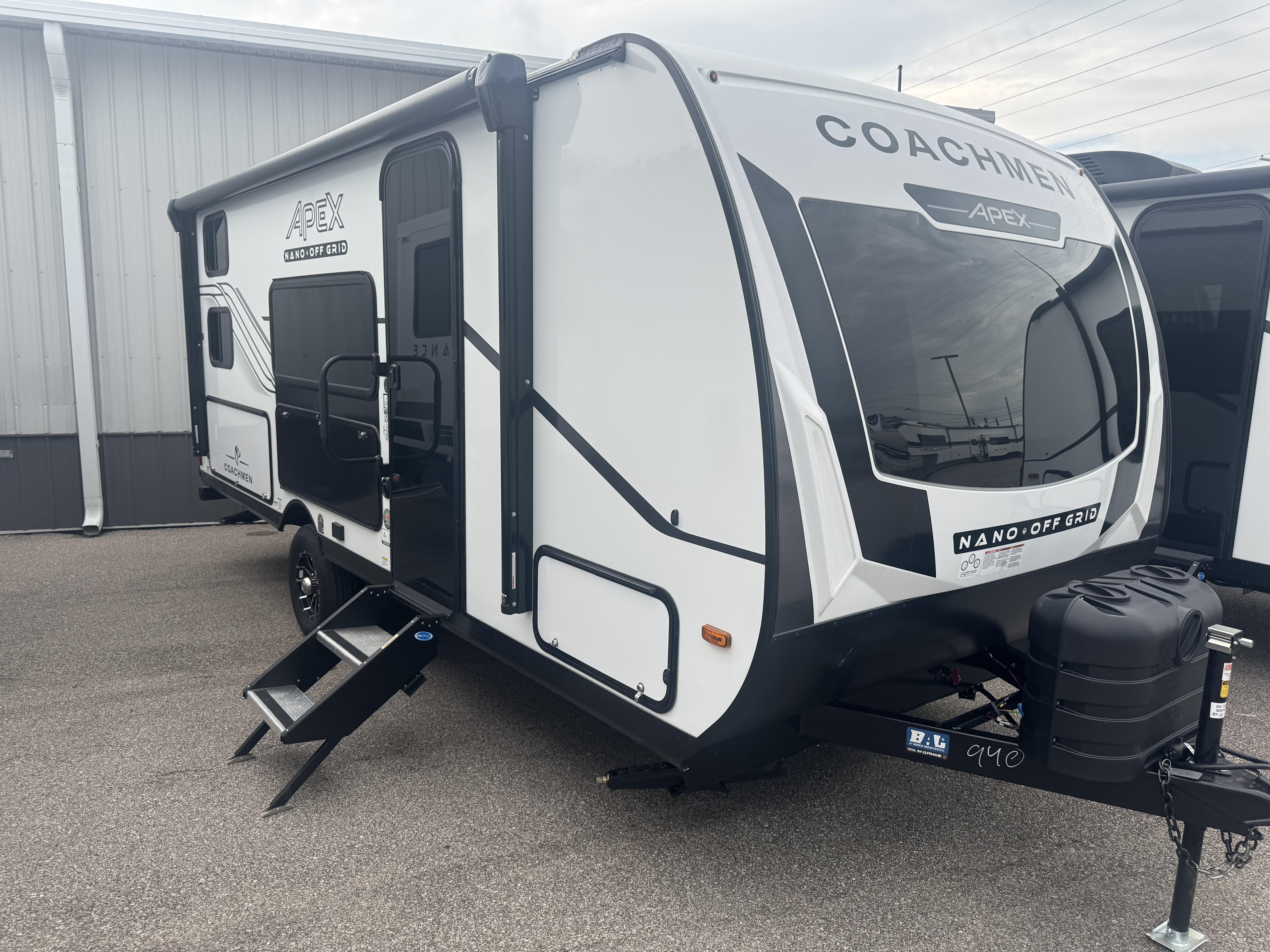 NEW 2027 Coachmen APEX NANO 183BH - American RV