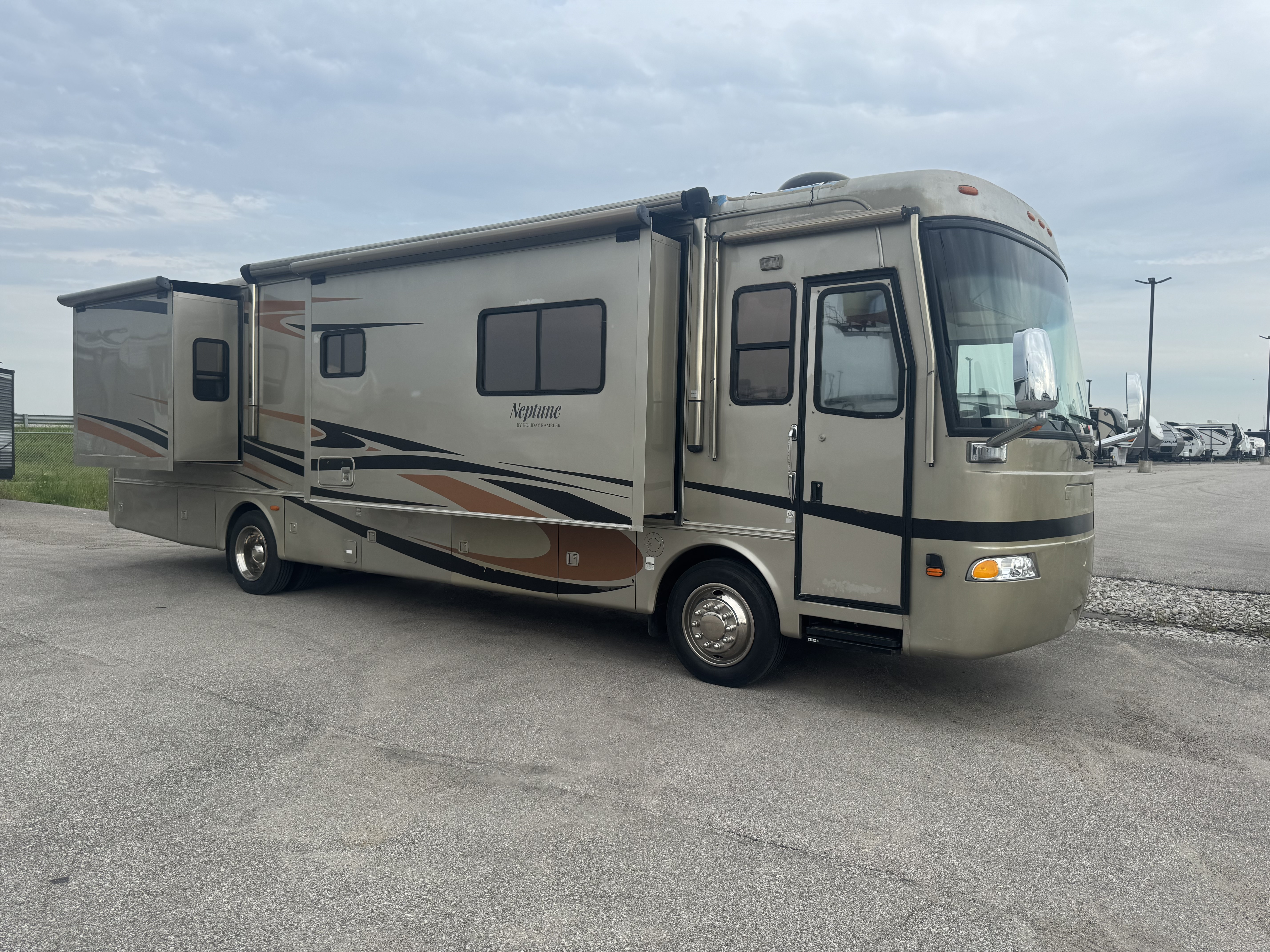 USED 2006 Holiday Rambler NEPTUNE 36PDQ