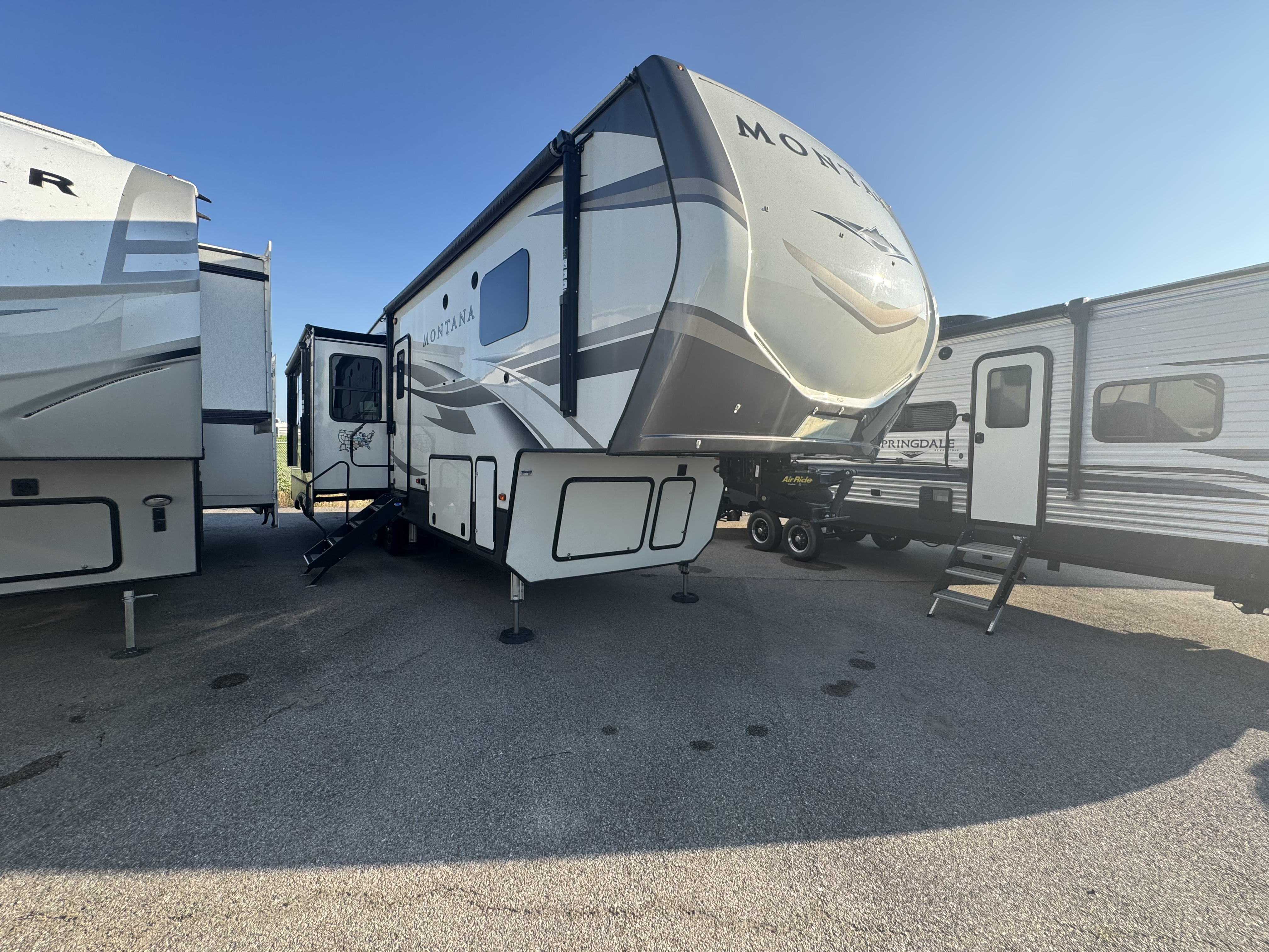 CONSIGNMENT 2020 Keystone MONTANA 3120RL