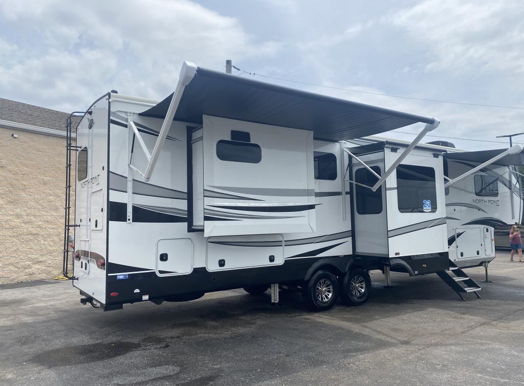 NEW 2022 Jayco North Point 380RKGS Hazelwood, MO