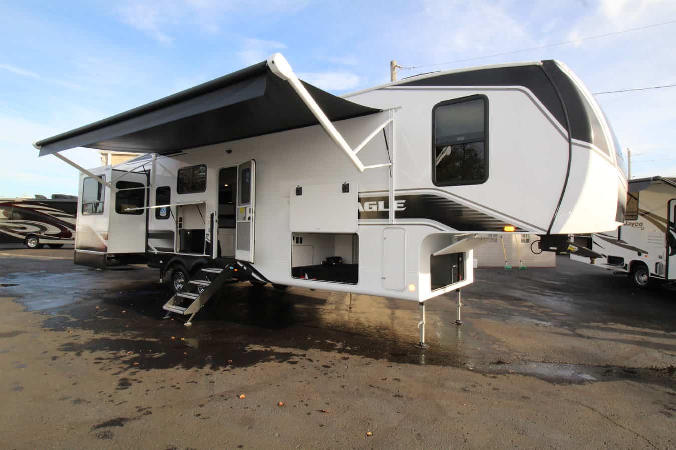 SOLD NEW 2024 Jayco Eagle 335RDOK Hazelwood, MO