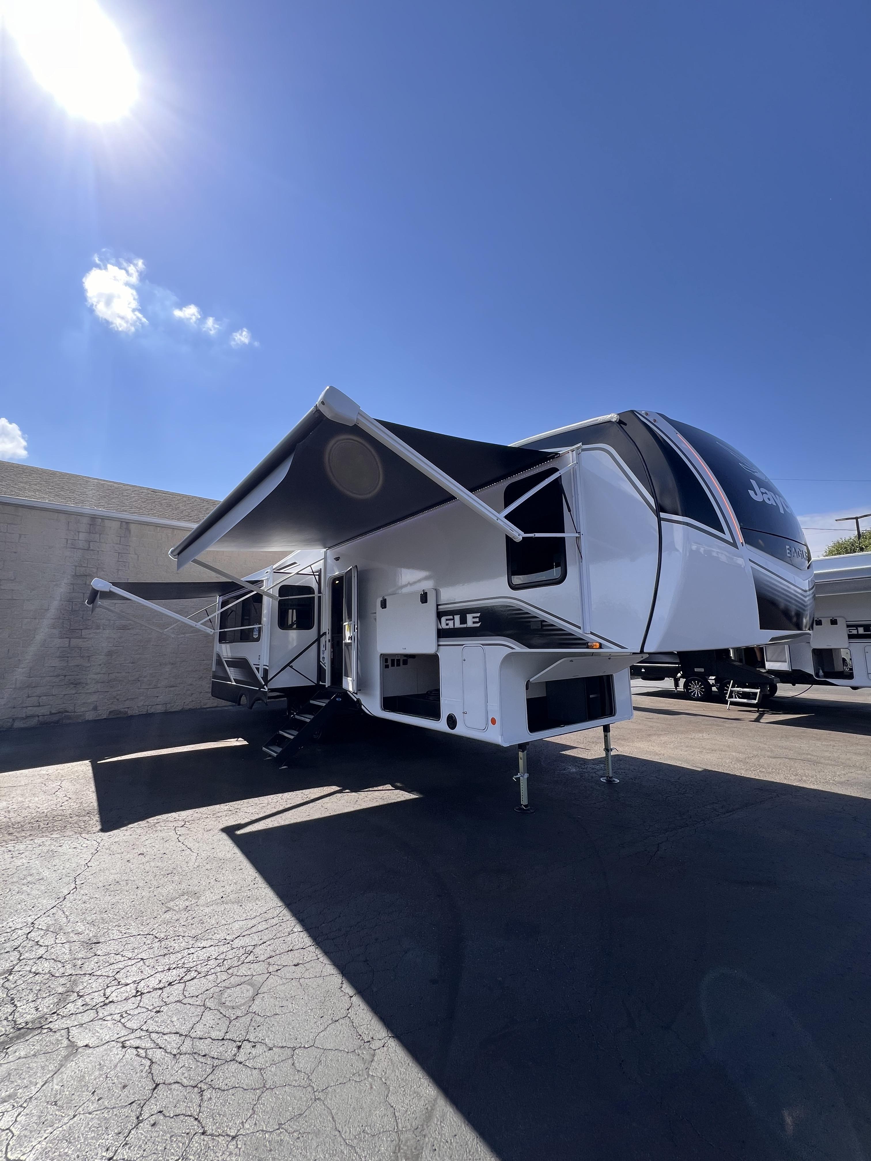 SOLD 2025 Jayco Eagle 321RSTS Hazelwood, MO