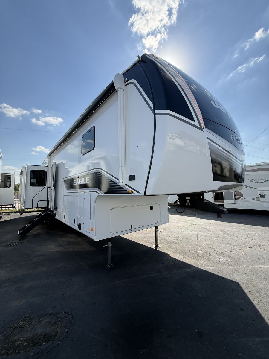 2026 Jayco Eagle 335LSTS - Apache Village RV Center