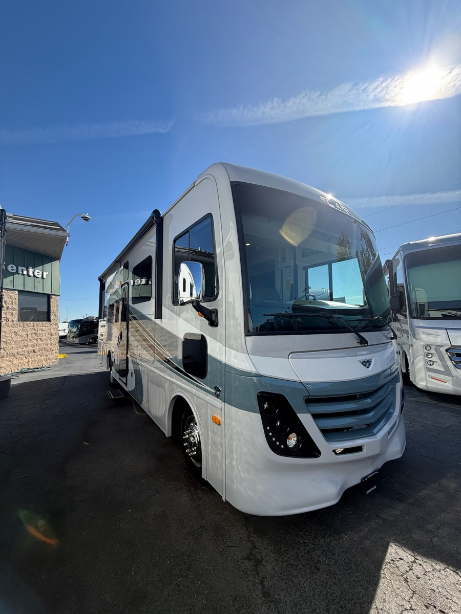 2025 Fleetwood flair 28A - Apache Village RV Center