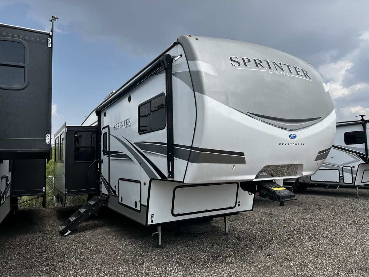 NEW 2023 Keystone SPRINTER 32 FWBH