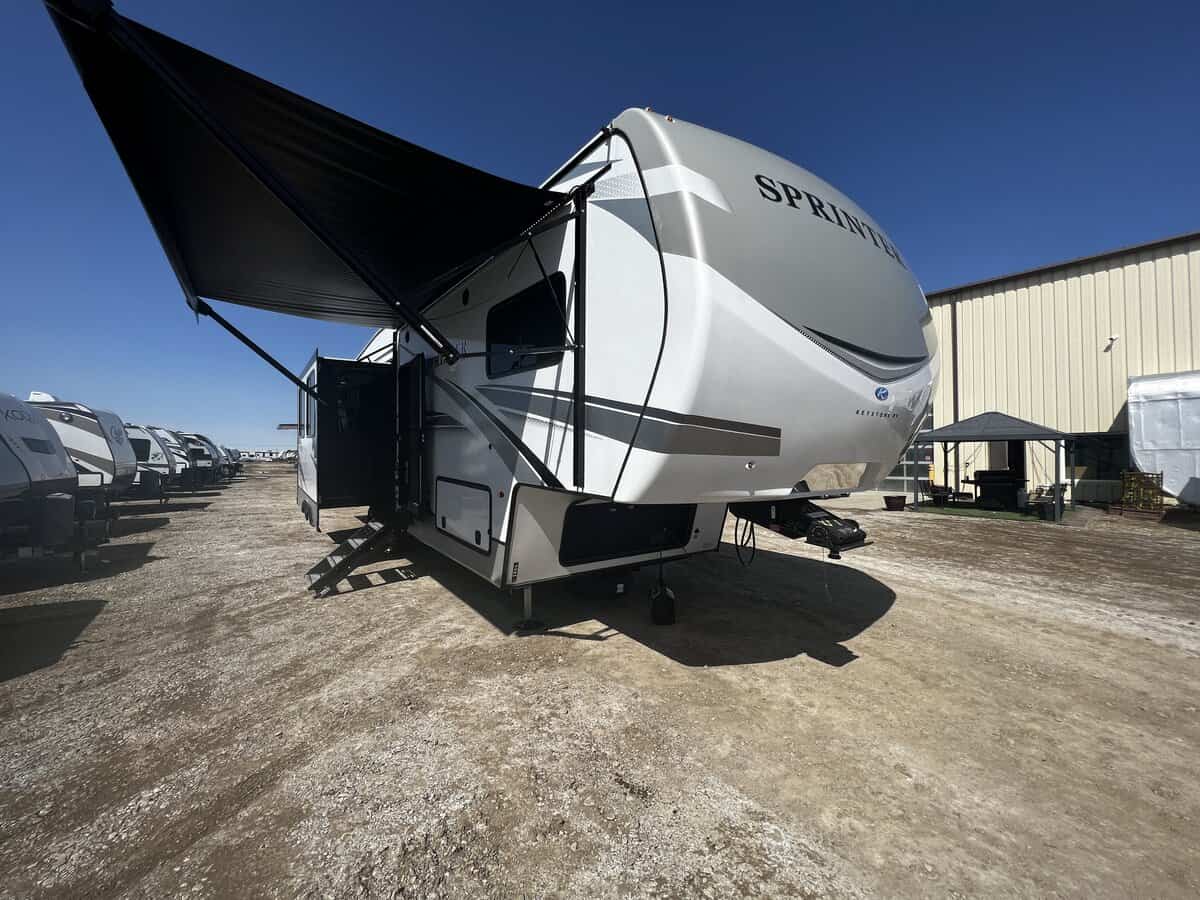NEW 2023 Keystone SPRINTER 32 FWBH Acheson, AB