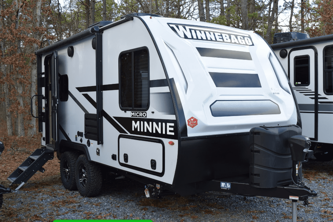 NEW 2023 Winnebago MICRO MINNIE 1808 FBS