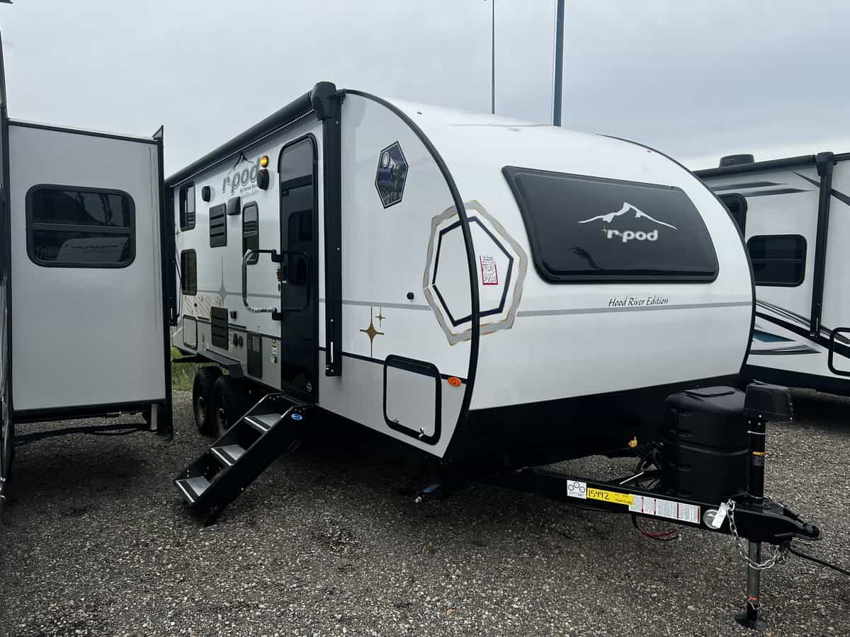 NEW 2023 Forest River R-POD 203