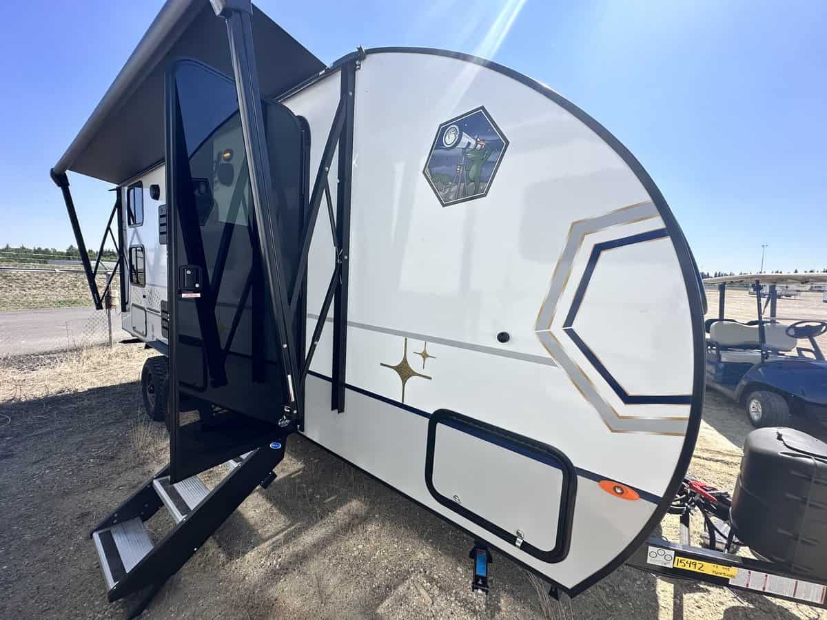 NEW 2023 Forest River R-POD 203