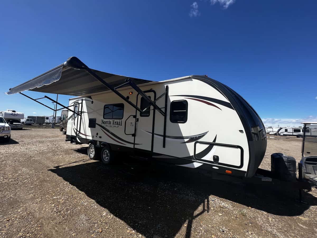 USED 2015 Heartland North Trail 28 BRS