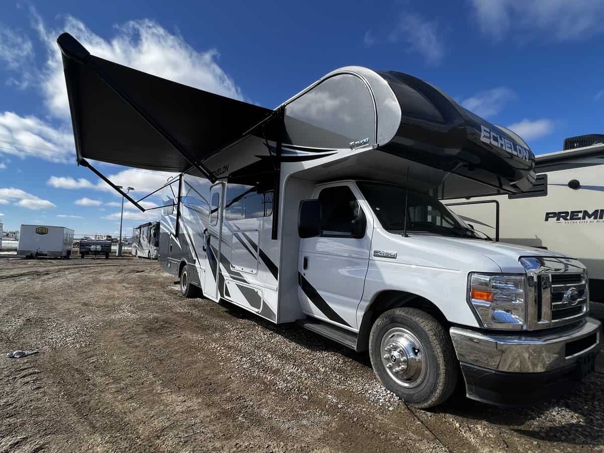 NEW 2023 Thor Motor Coach ECHELON WS31