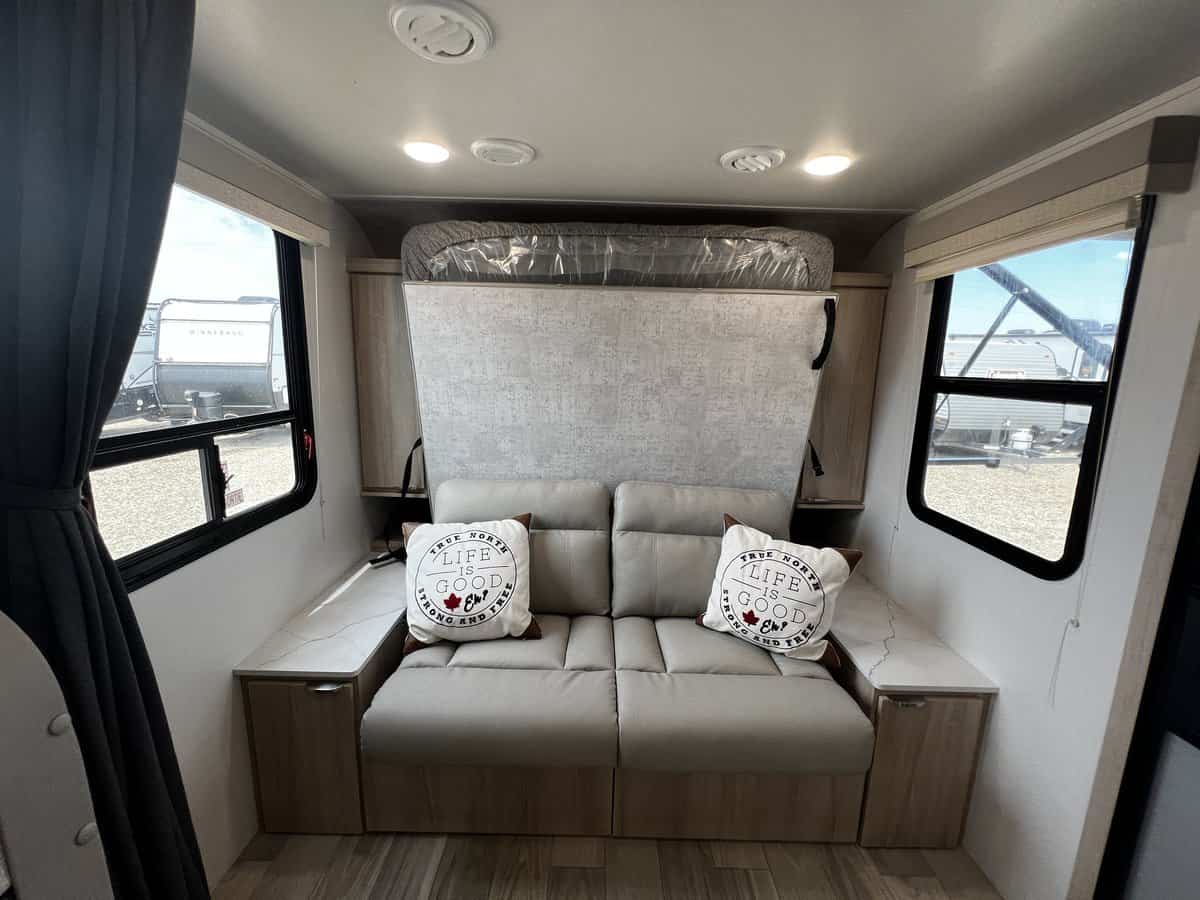 SOLD NEW 2023 Winnebago MICRO MINNIE 2108 DS Acheson, AB
