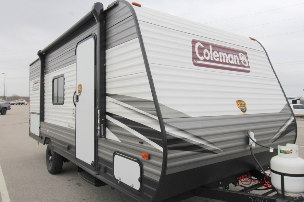 NEW 2022 DUTCHMEN COLEMAN LANTERN 18 BH