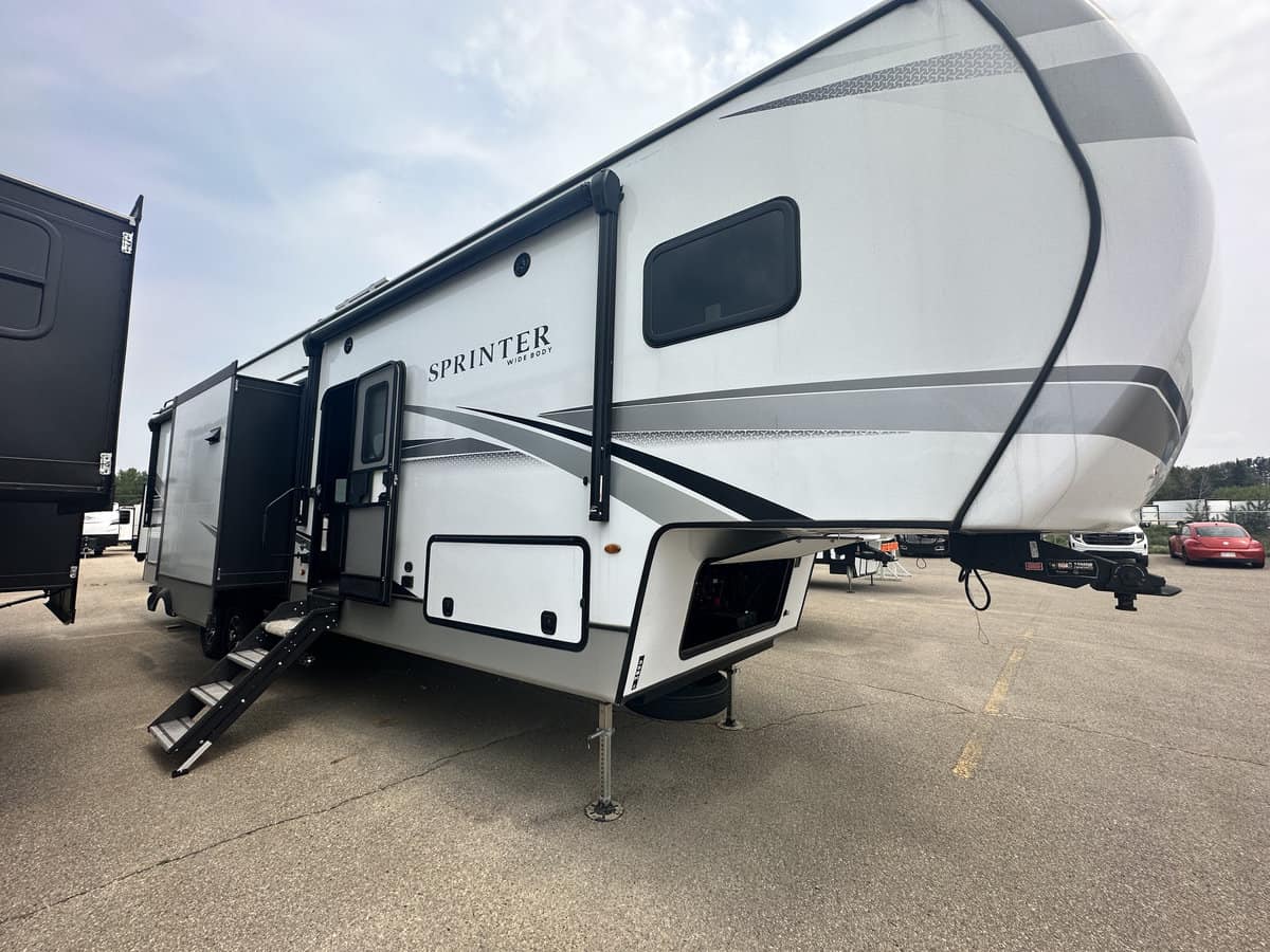 NEW 2023 Keystone SPRINTER 35 FWBH