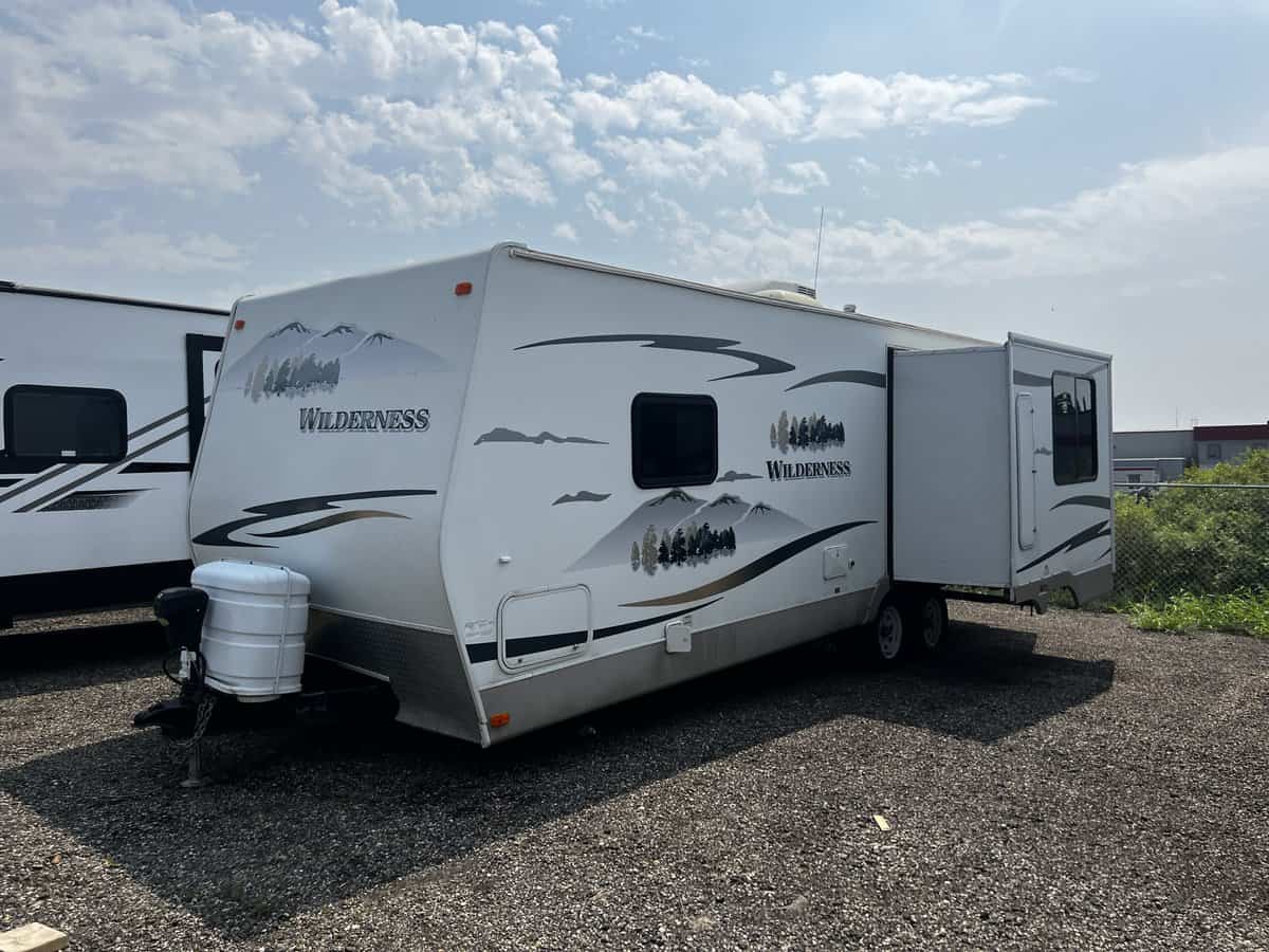 USED 2008 Fleetwood WILDERNESS 250 RLS