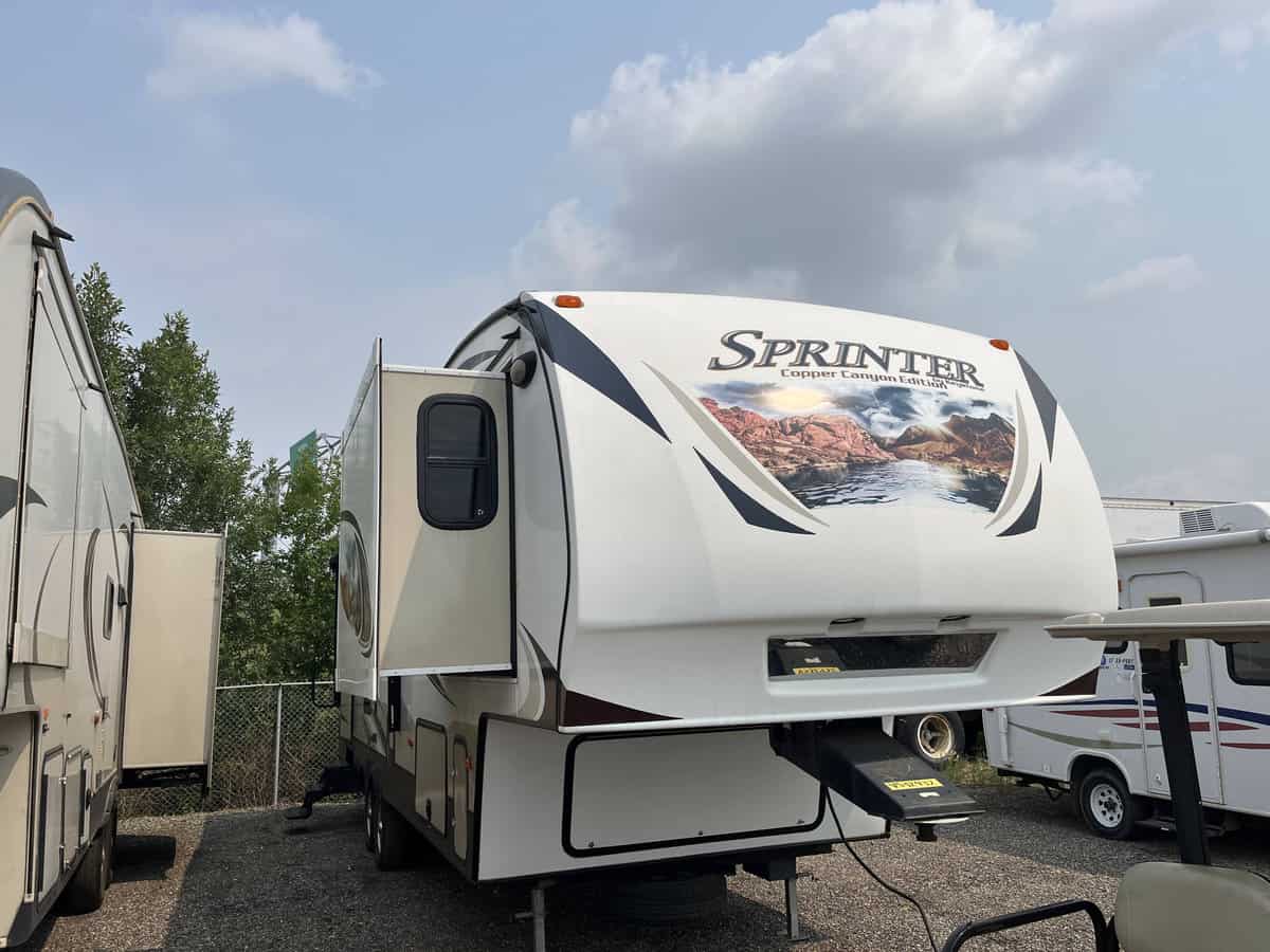USED 2013 Keystone Sprinter 269FWRLS
