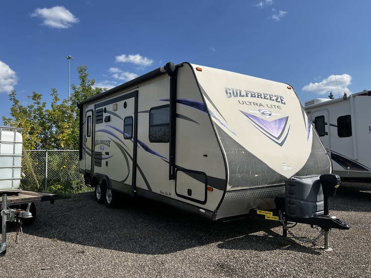 USED 2014 Gulf Stream Gulf Breeze Ultra Lite 23CBI