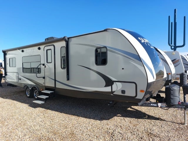 USED 2017 Cross Roads Sunset Trail SS291RK