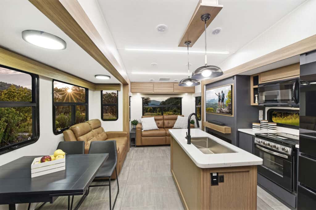 NEW 2025 Heartland CORTERRA 3.0 Acheson, AB